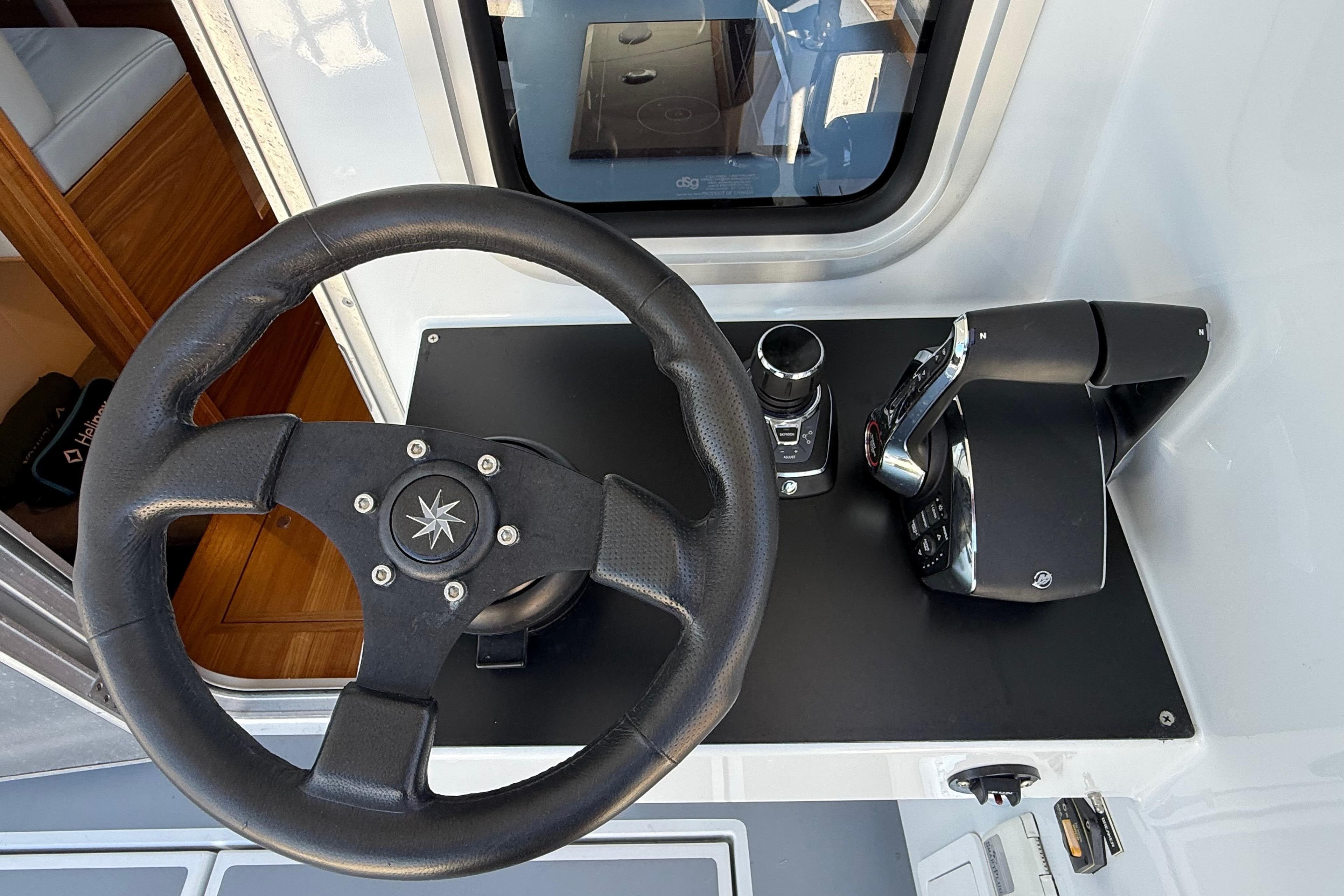 2020 Coastal Craft 33 ProFish