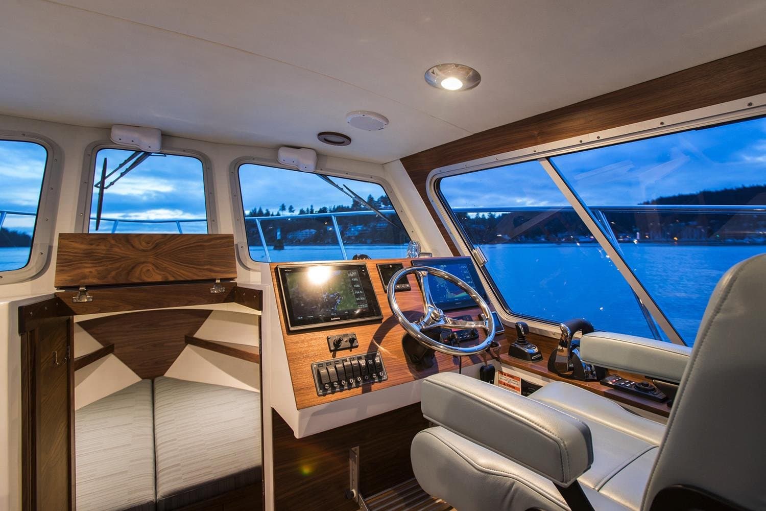2020 Coastal Craft 33 ProFish