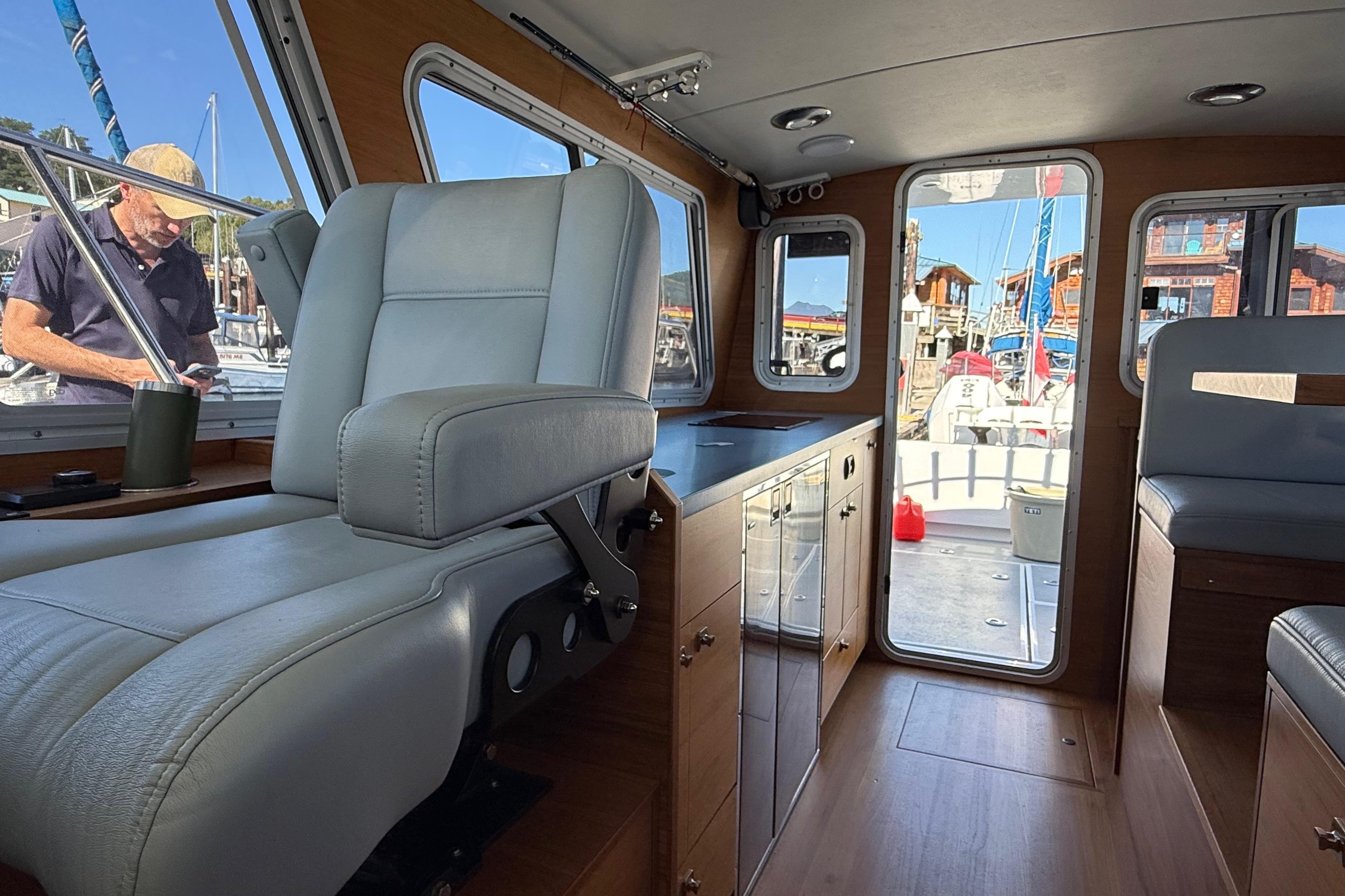 2020 Coastal Craft 33 ProFish