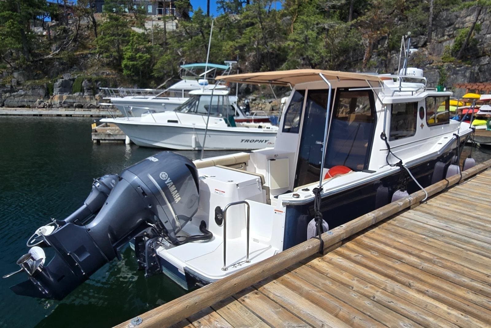 2019 Ranger Tugs R-27