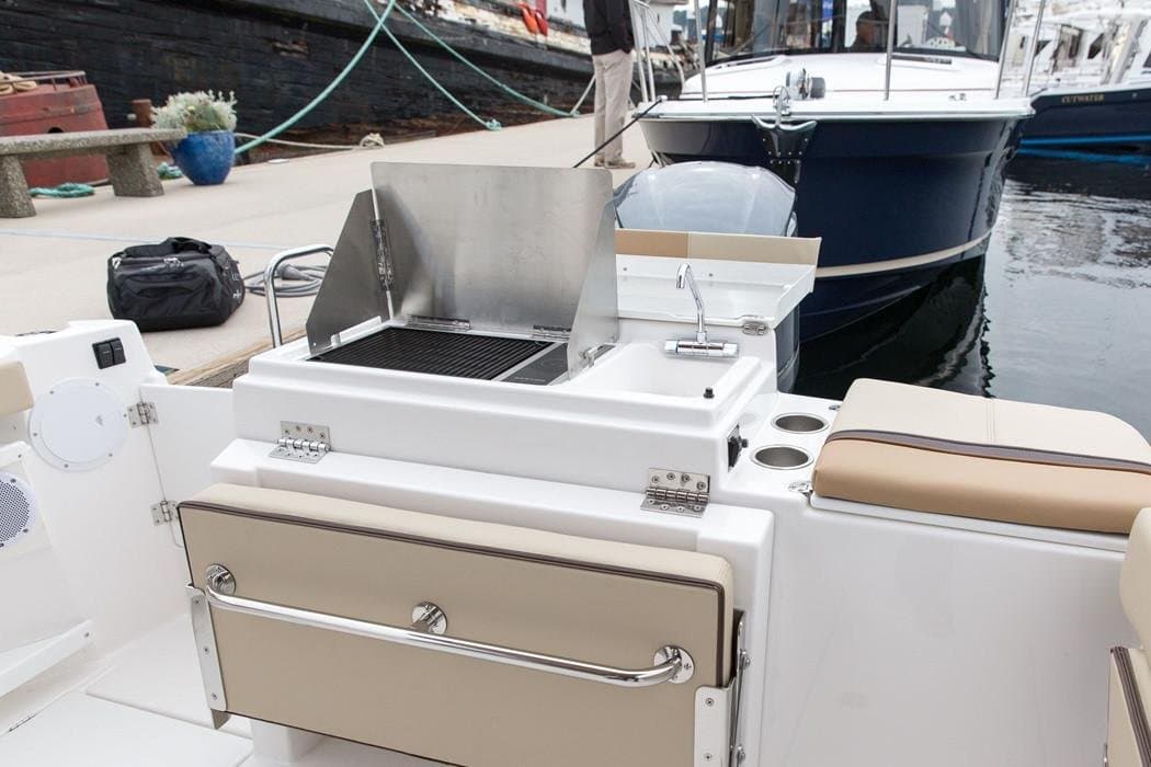 2019 Ranger Tugs R-27