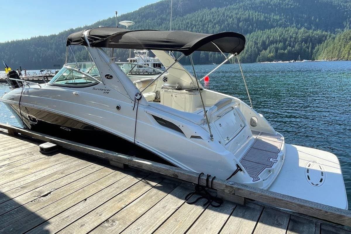 2009 Sea Ray 270 Sundancer