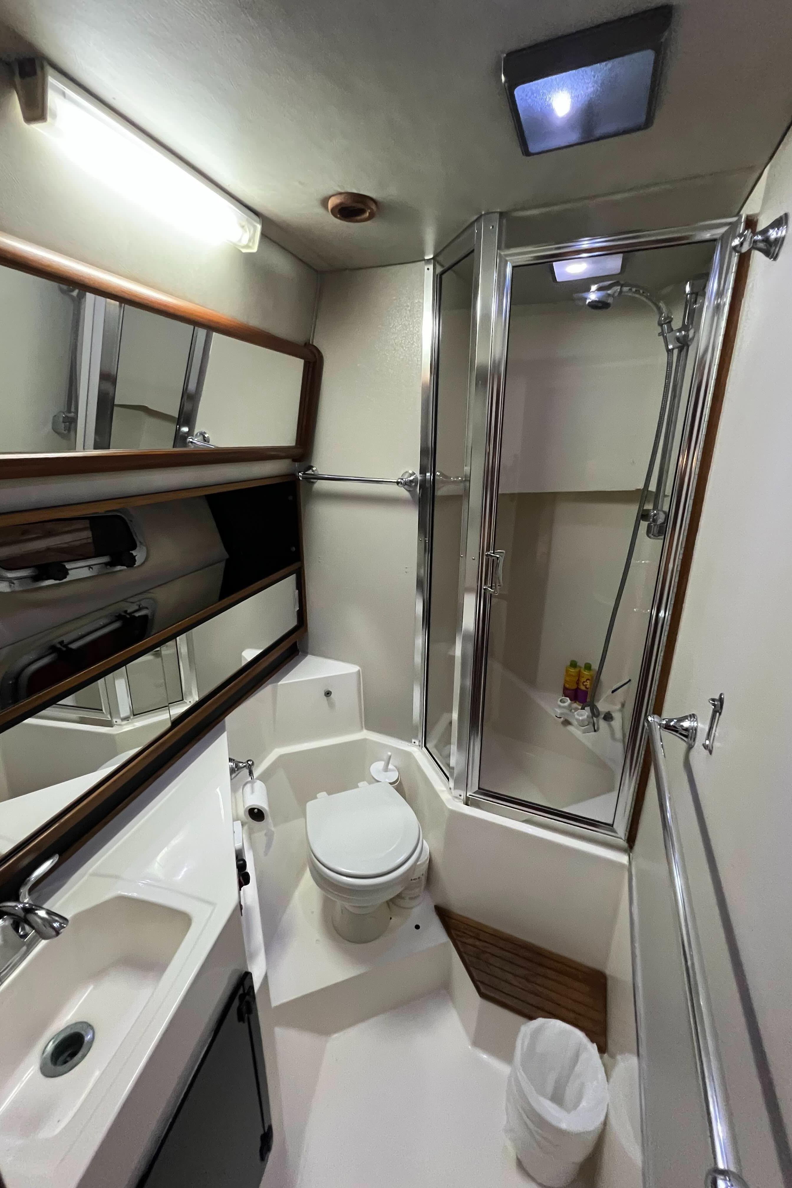 1989 Bayliner 4588 Motoryacht