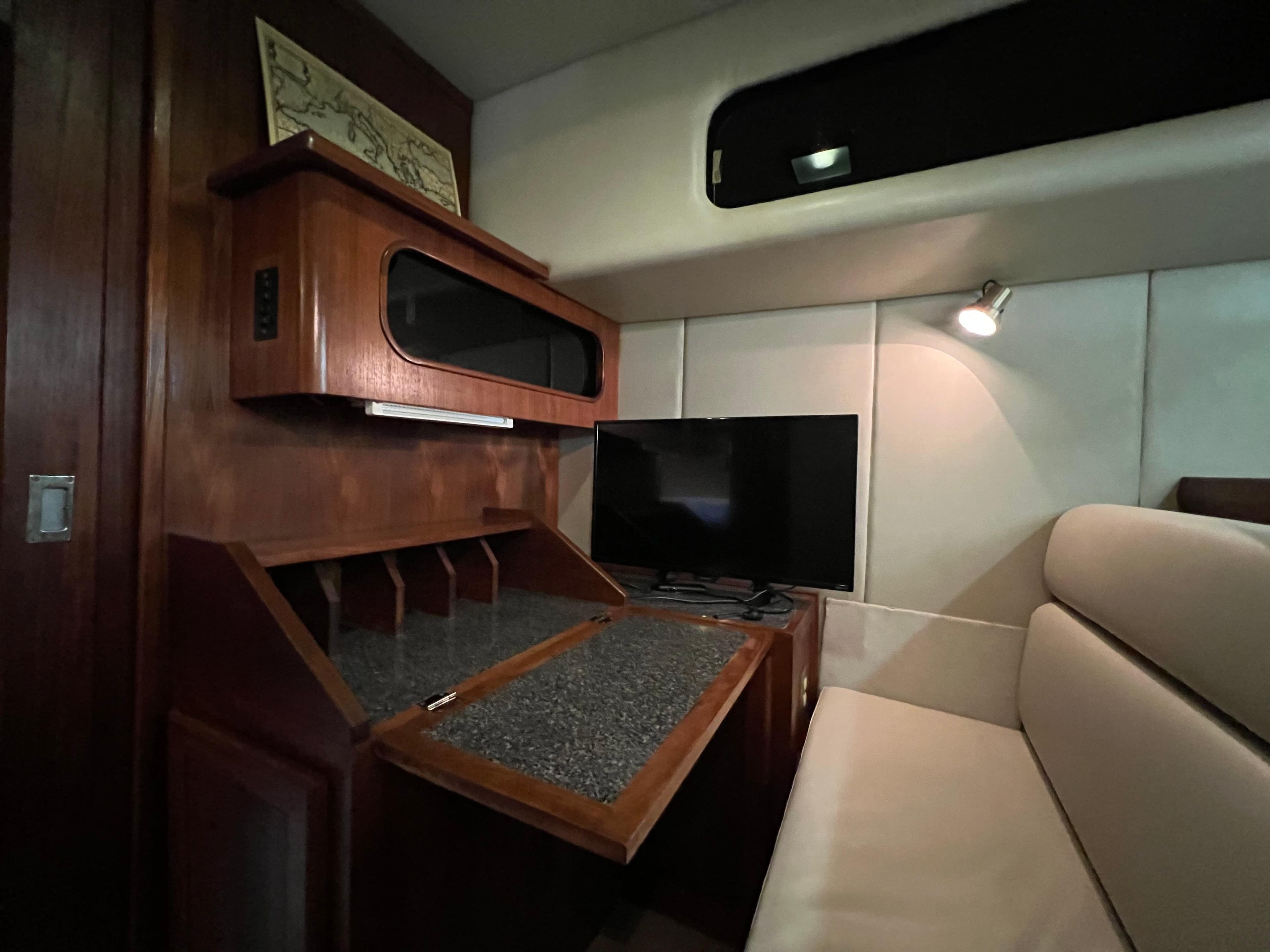 1989 Bayliner 4588 Motoryacht