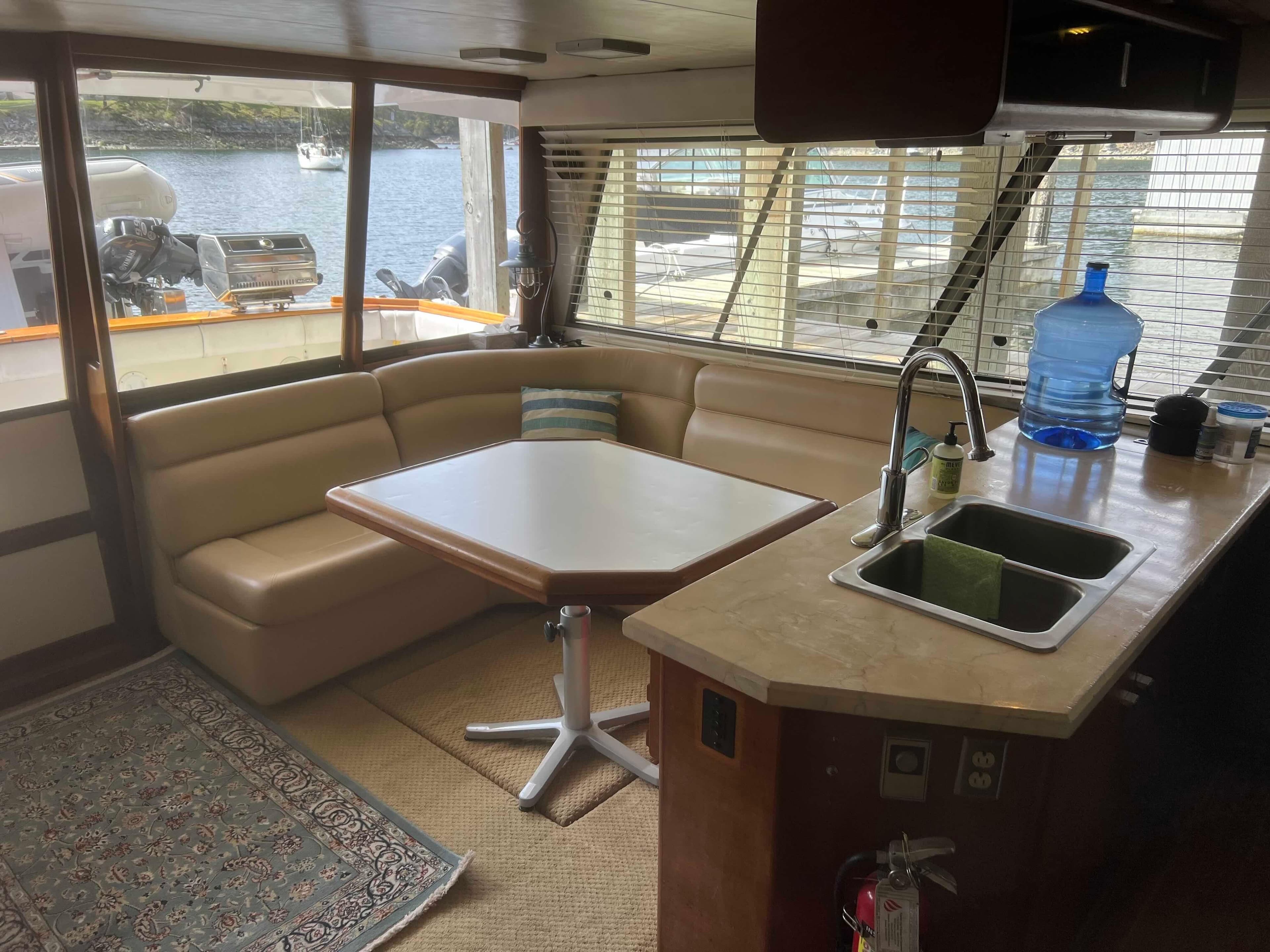 1989 Bayliner 4588 Motoryacht