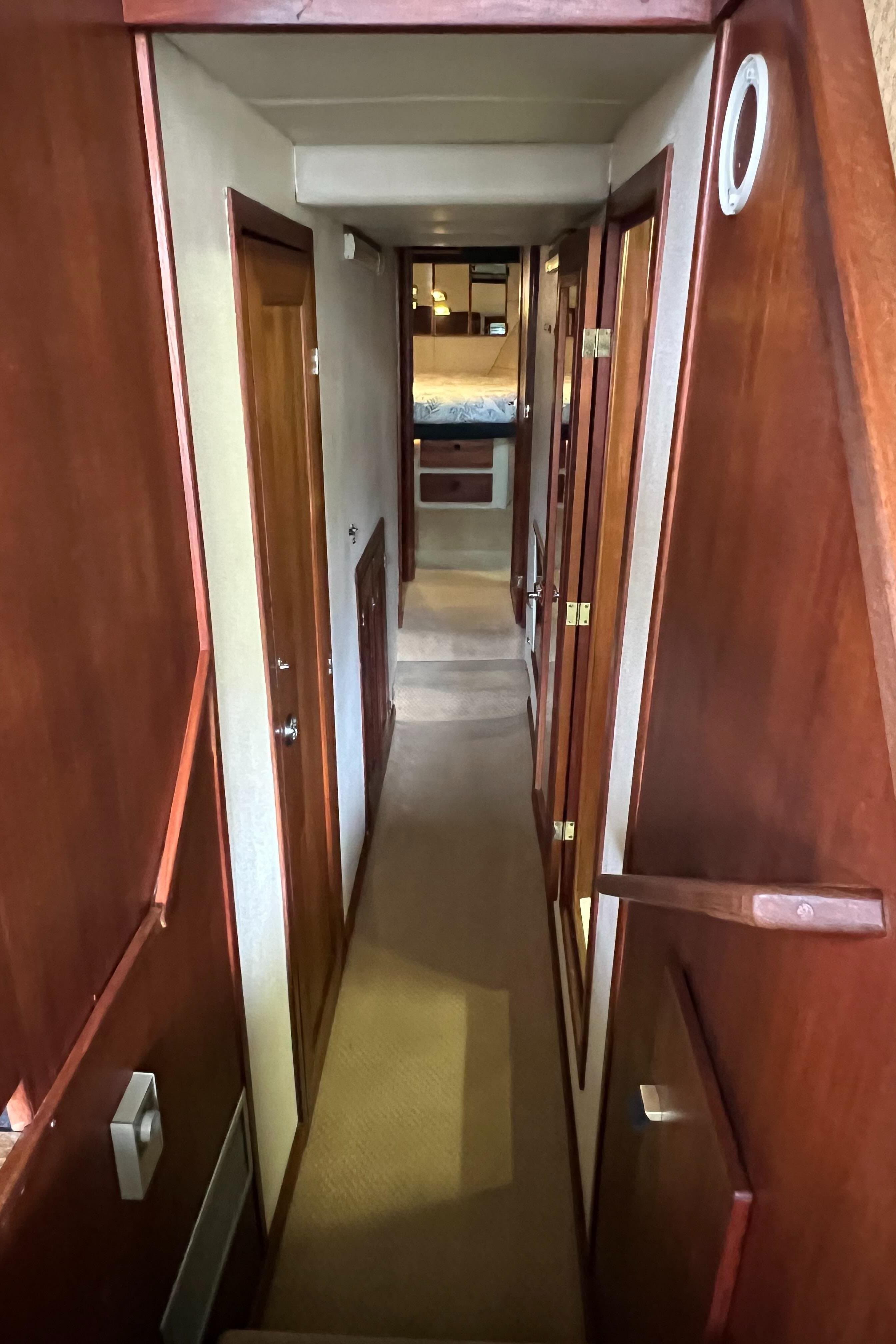 1989 Bayliner 4588 Motoryacht
