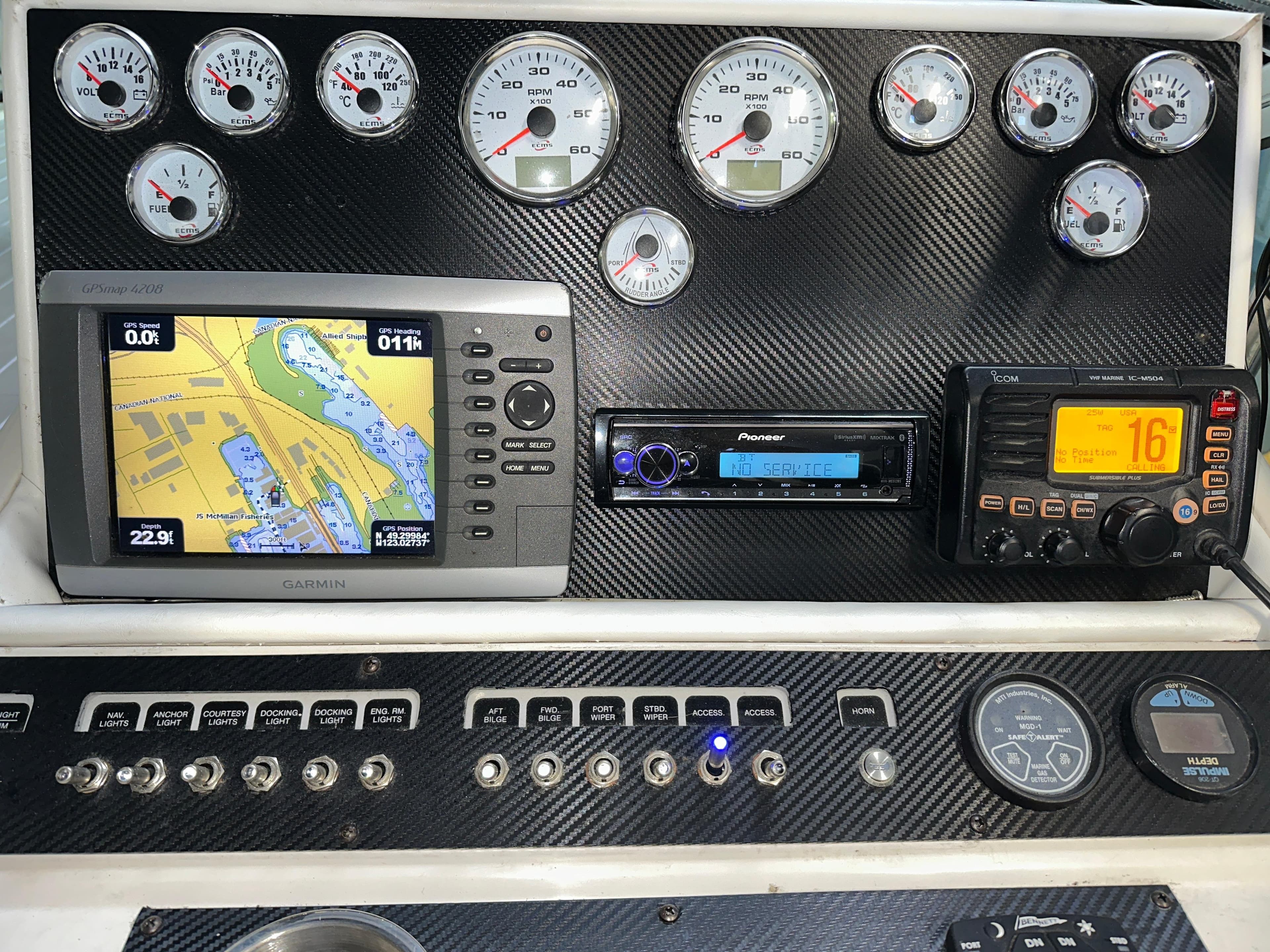 1990 Wellcraft 34 St. Tropez