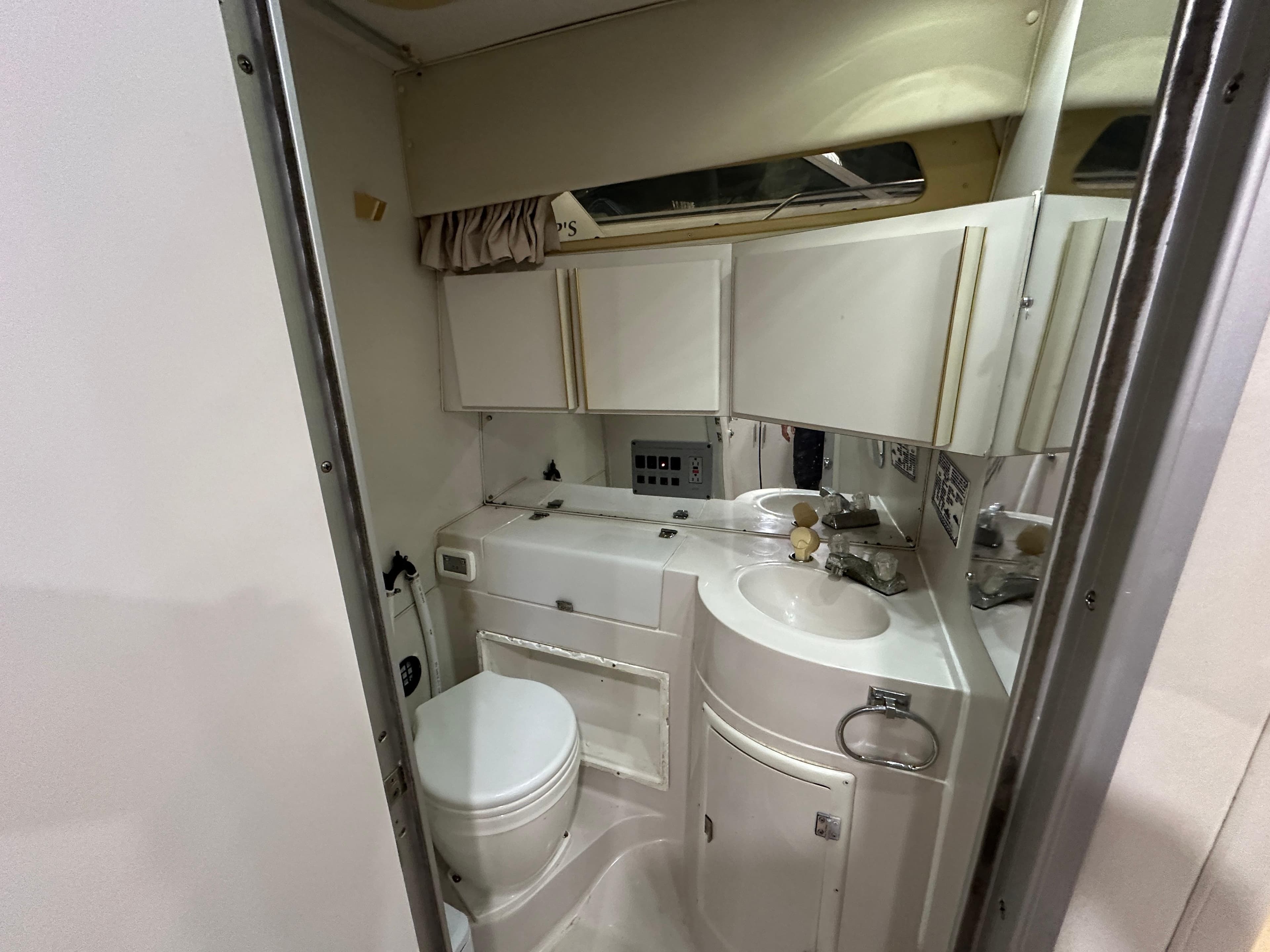 1990 Wellcraft 34 St. Tropez