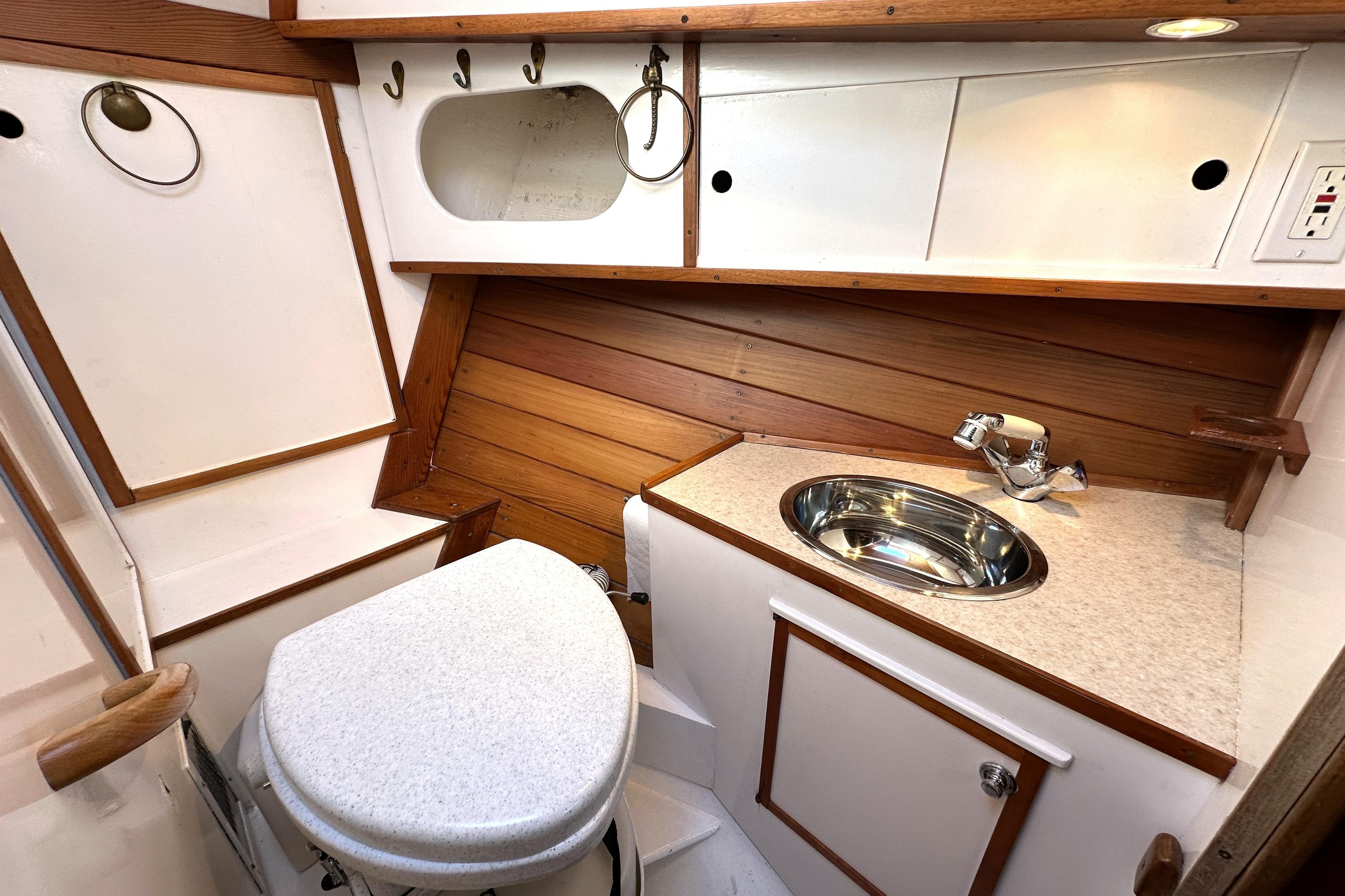 1979 Truant 33 Offshore Pilothouse Sailboat