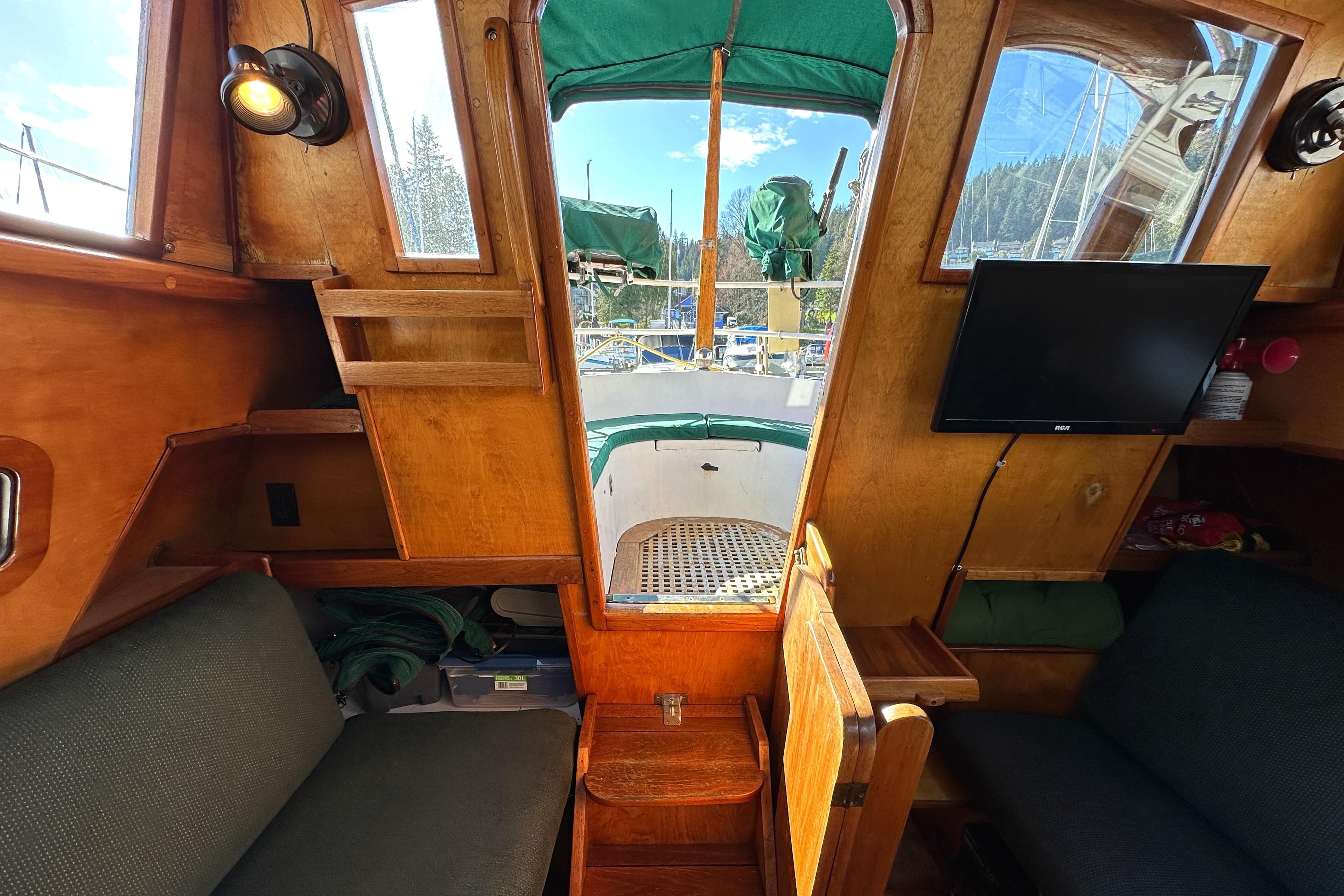 1979 Truant 33 Offshore Pilothouse Sailboat