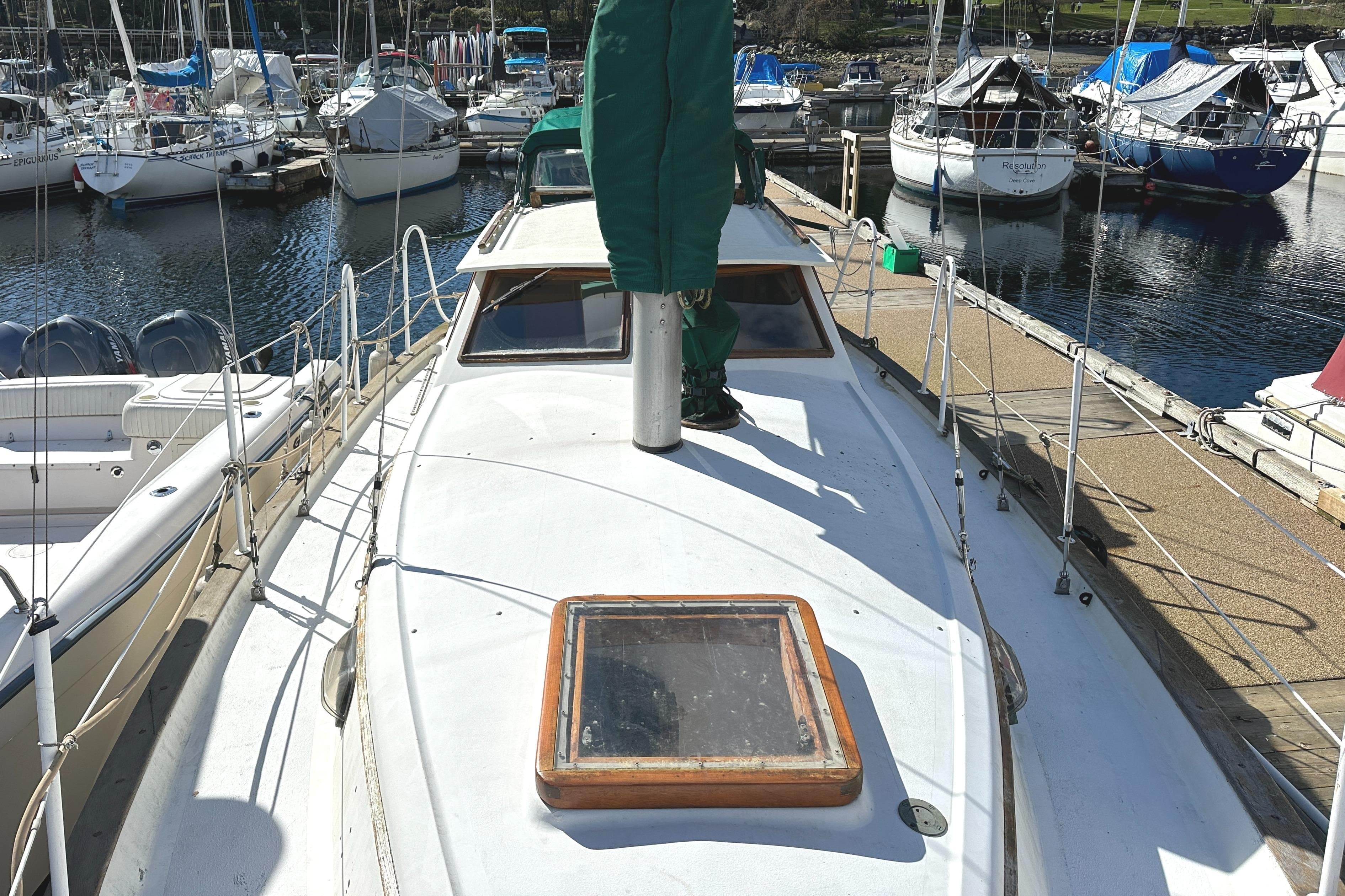 1979 Truant 33 Offshore Pilothouse Sailboat