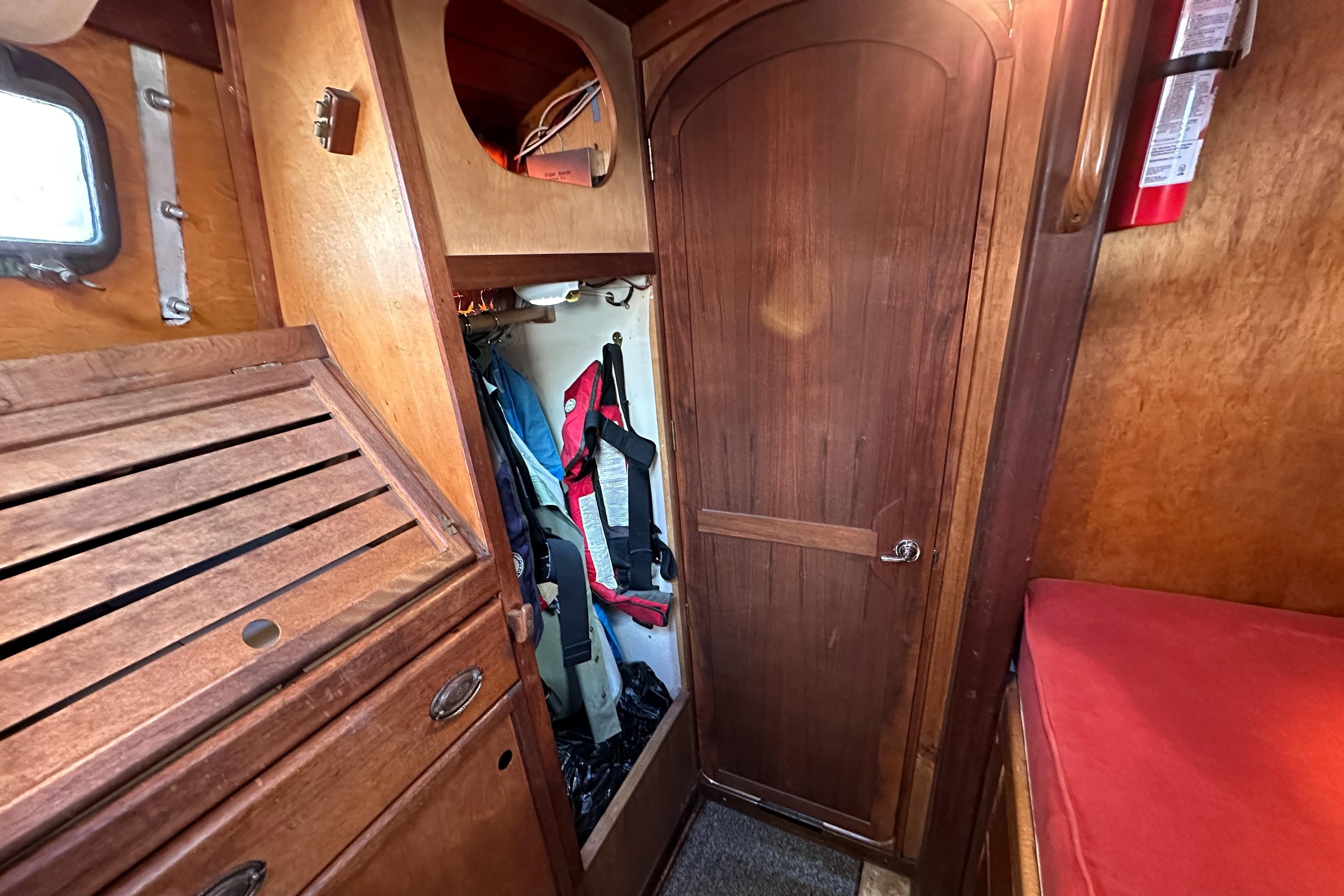 1979 Truant 33 Offshore Pilothouse Sailboat