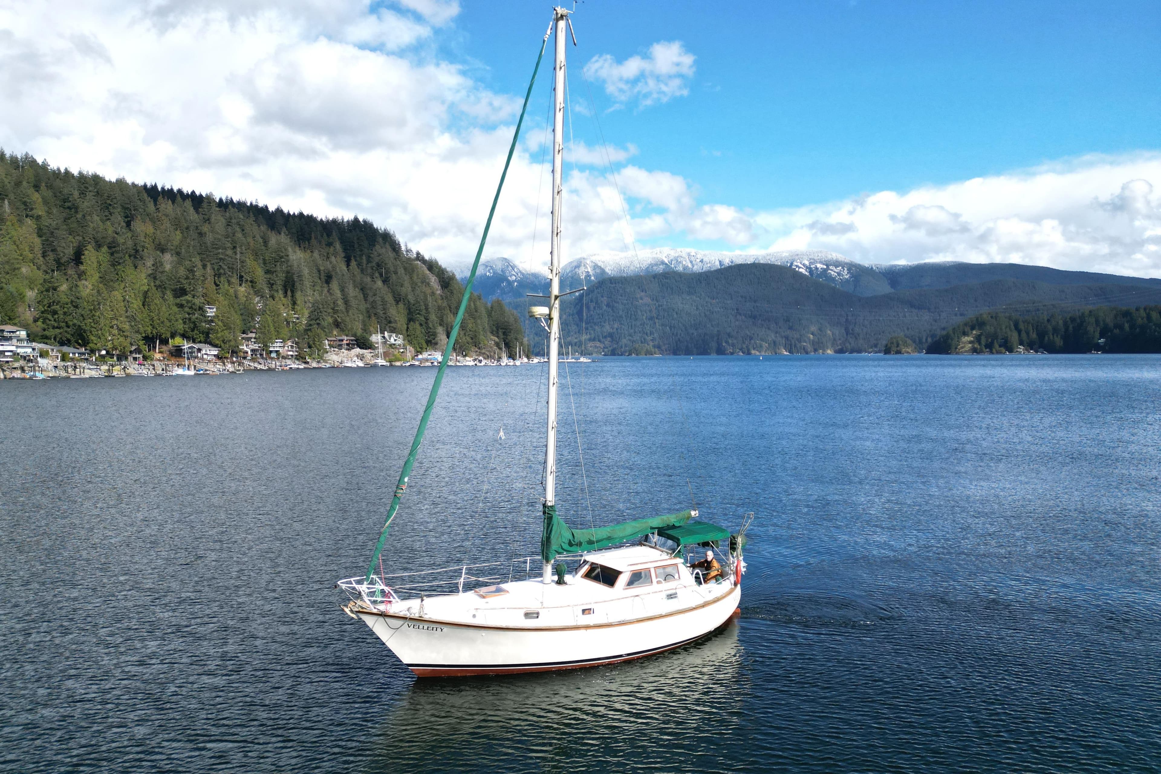 1979 Truant 33 Offshore Pilothouse Sailboat
