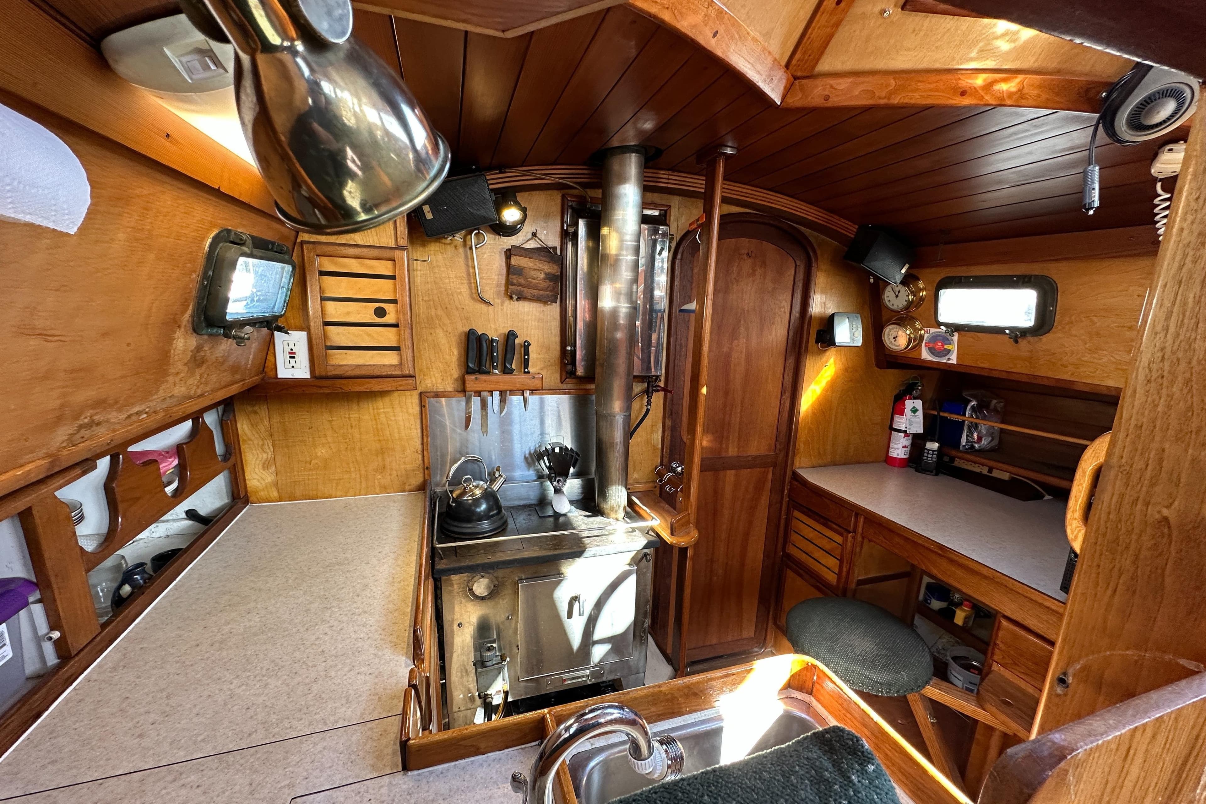 1979 Truant 33 Offshore Pilothouse Sailboat