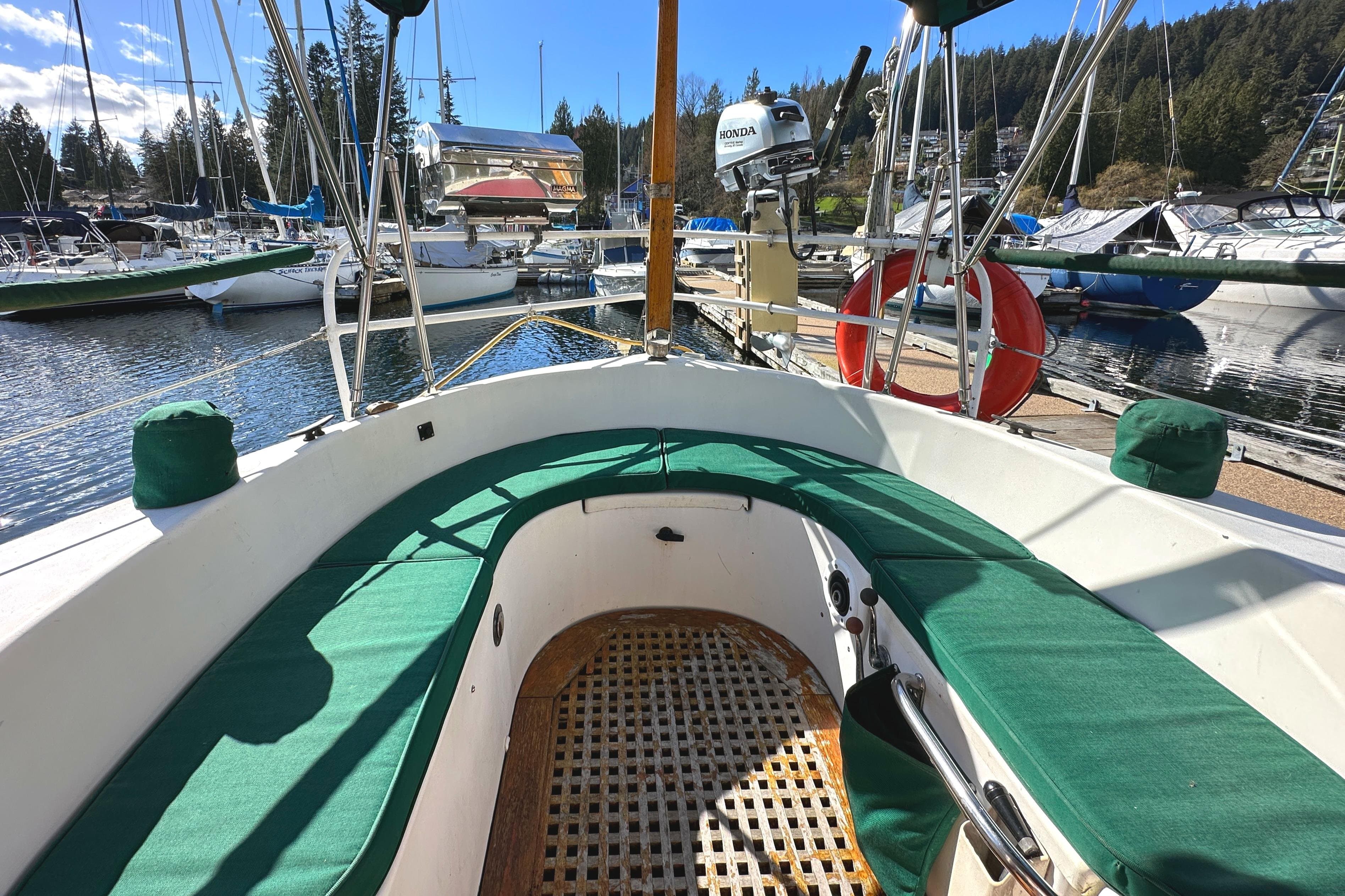 1979 Truant 33 Offshore Pilothouse Sailboat