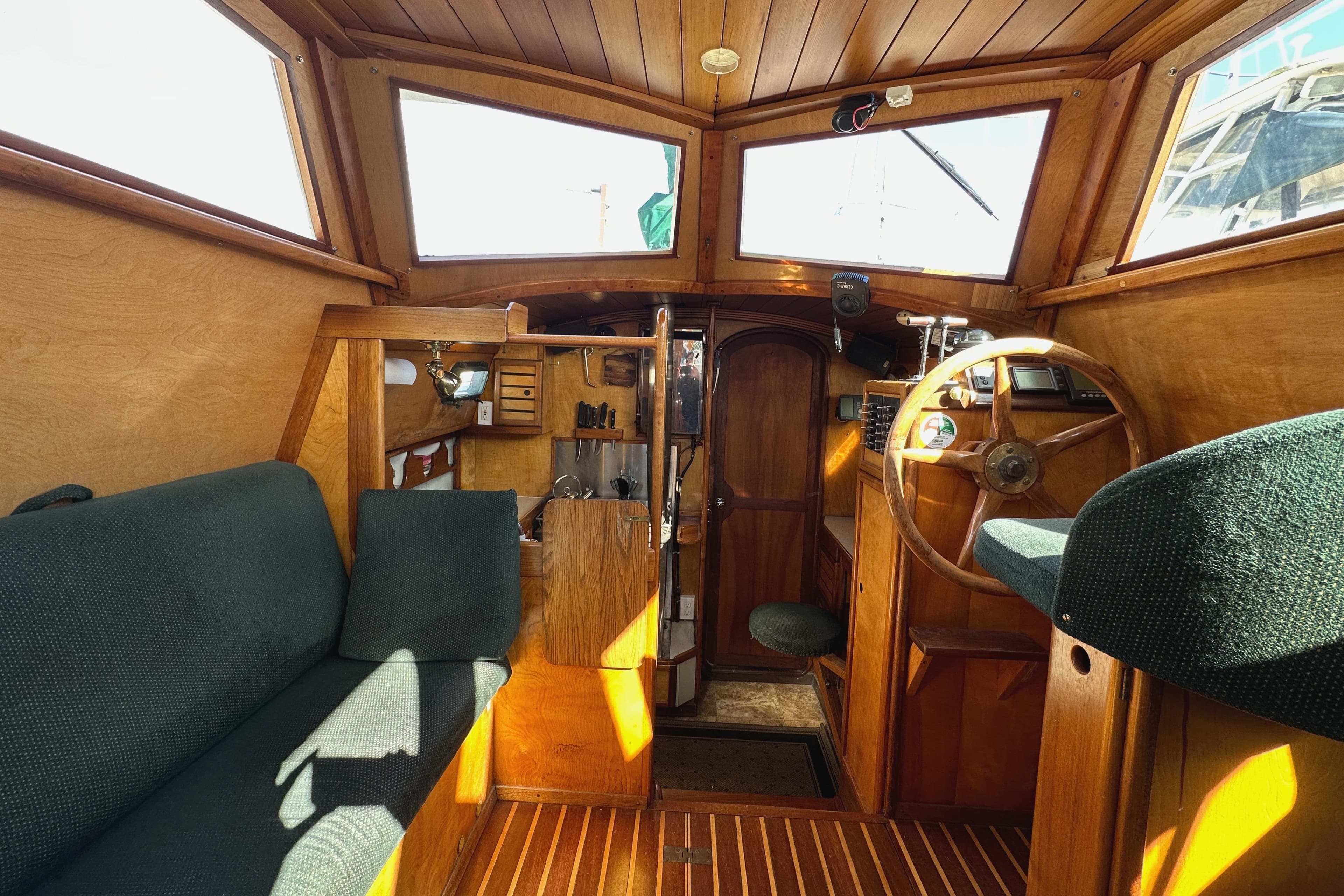 1979 Truant 33 Offshore Pilothouse Sailboat