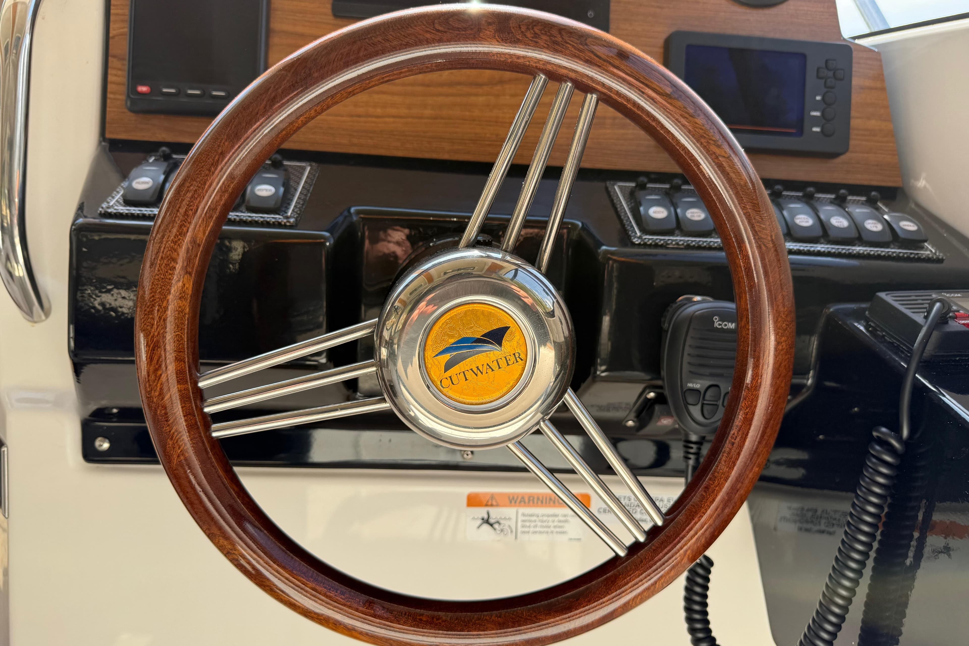 2022 Cutwater C-248 Coupe