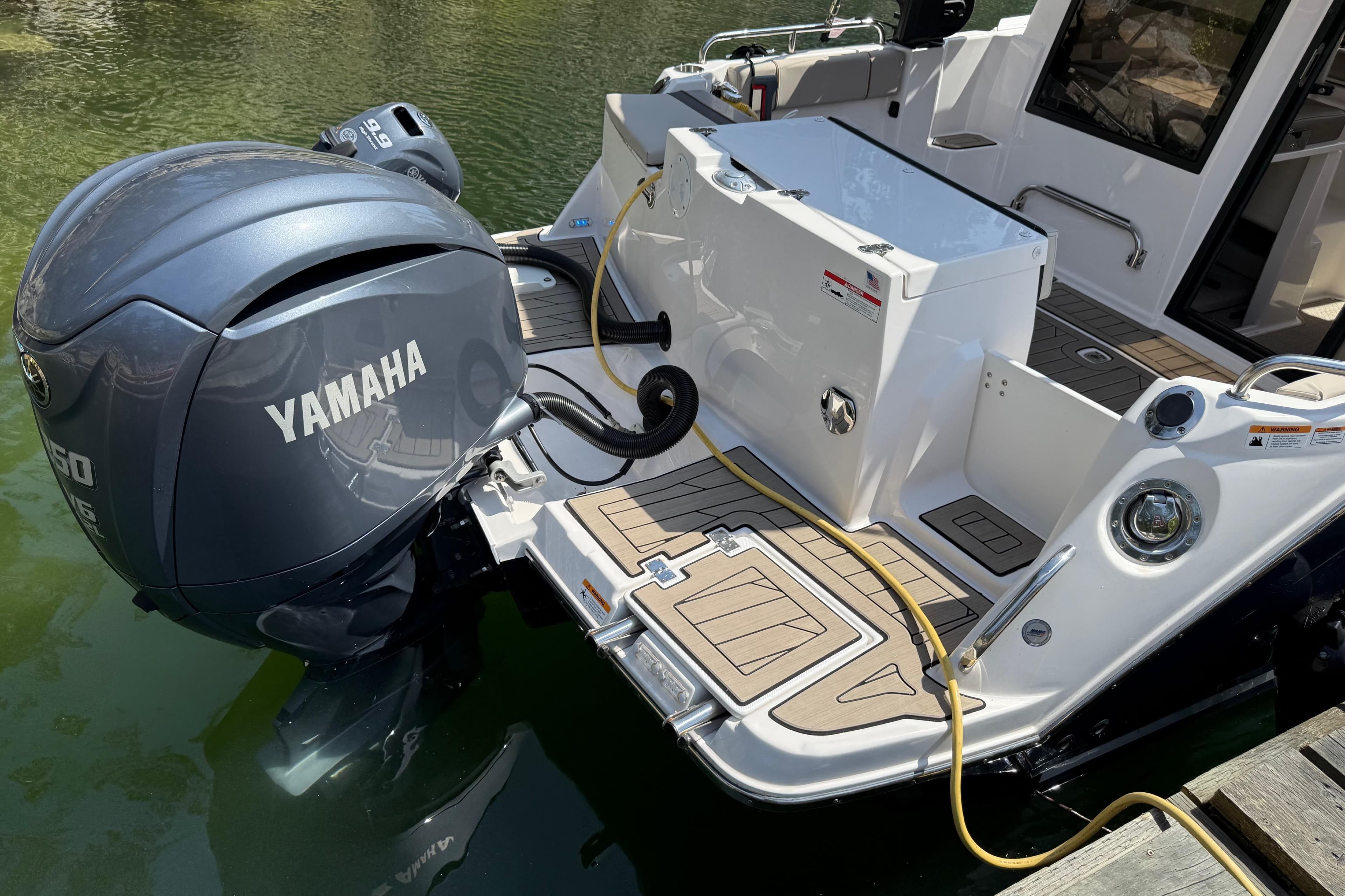 2022 Cutwater C-248 Coupe