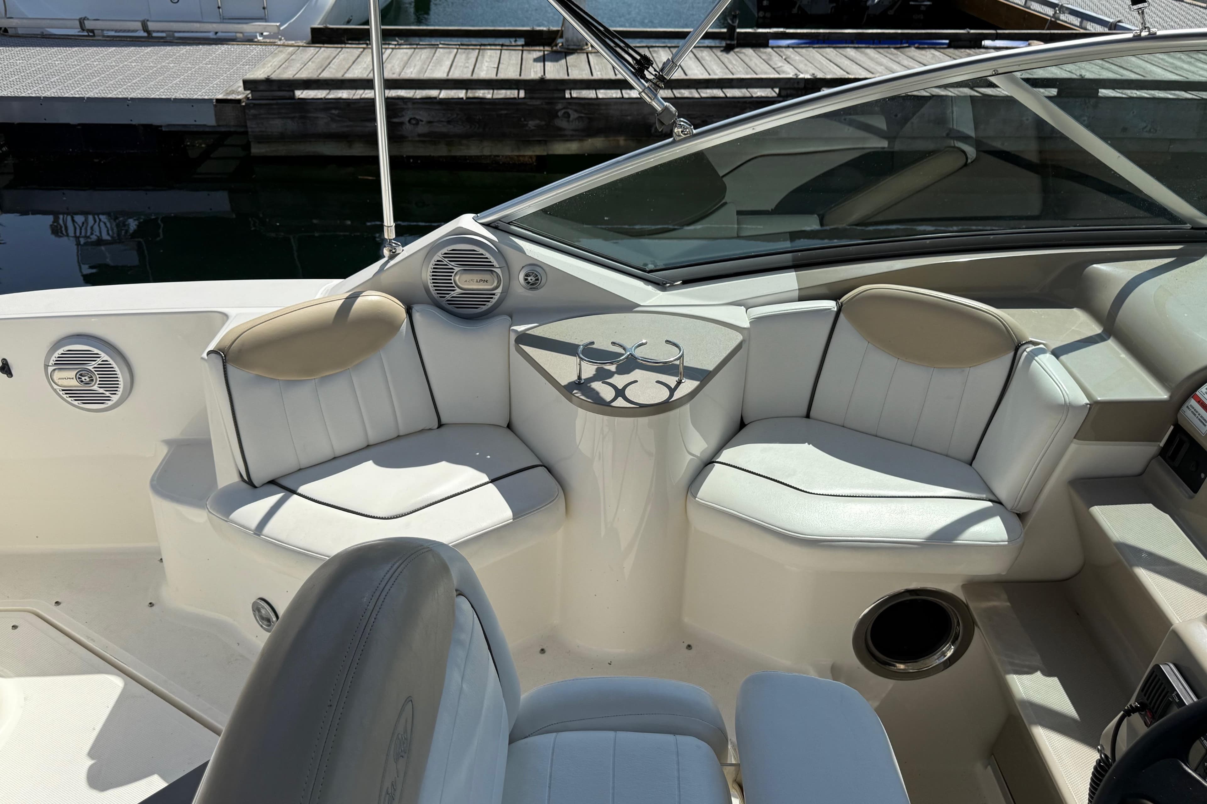2008 Sea Ray 240 Sundancer