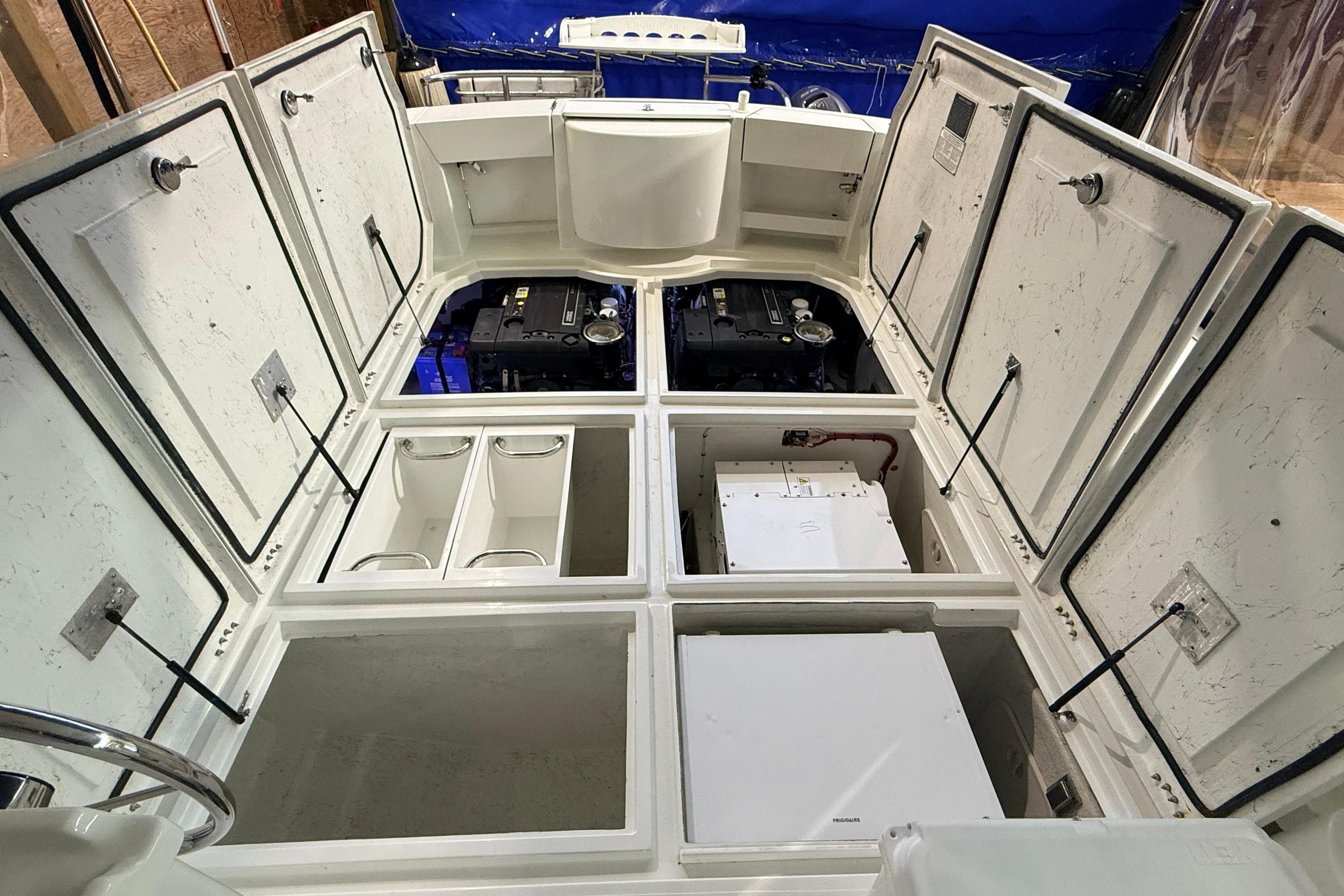 2013 Ocean Sport 33