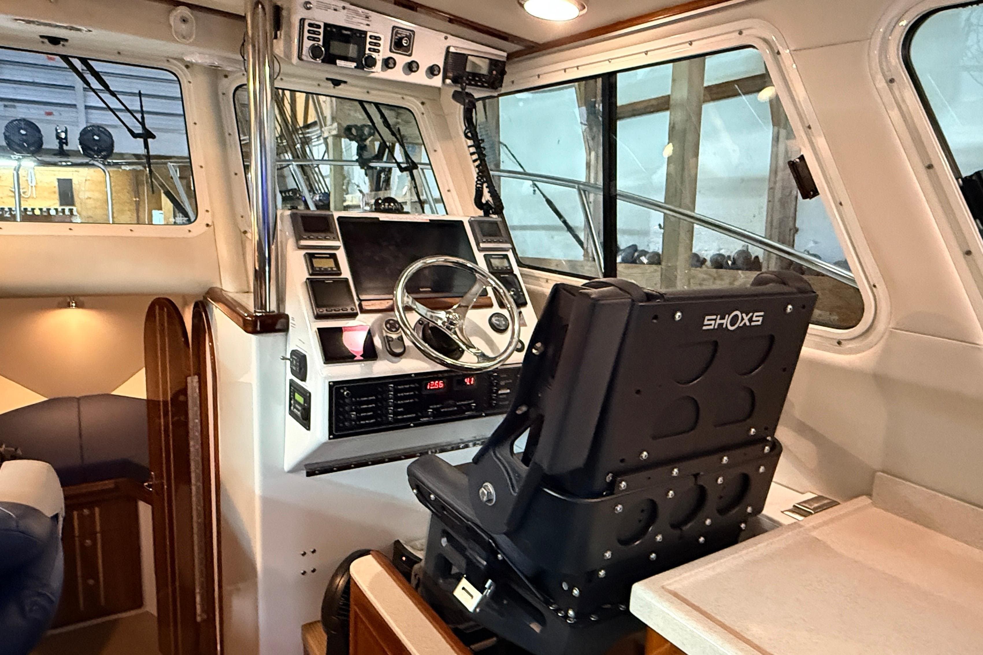 2013 Ocean Sport 33