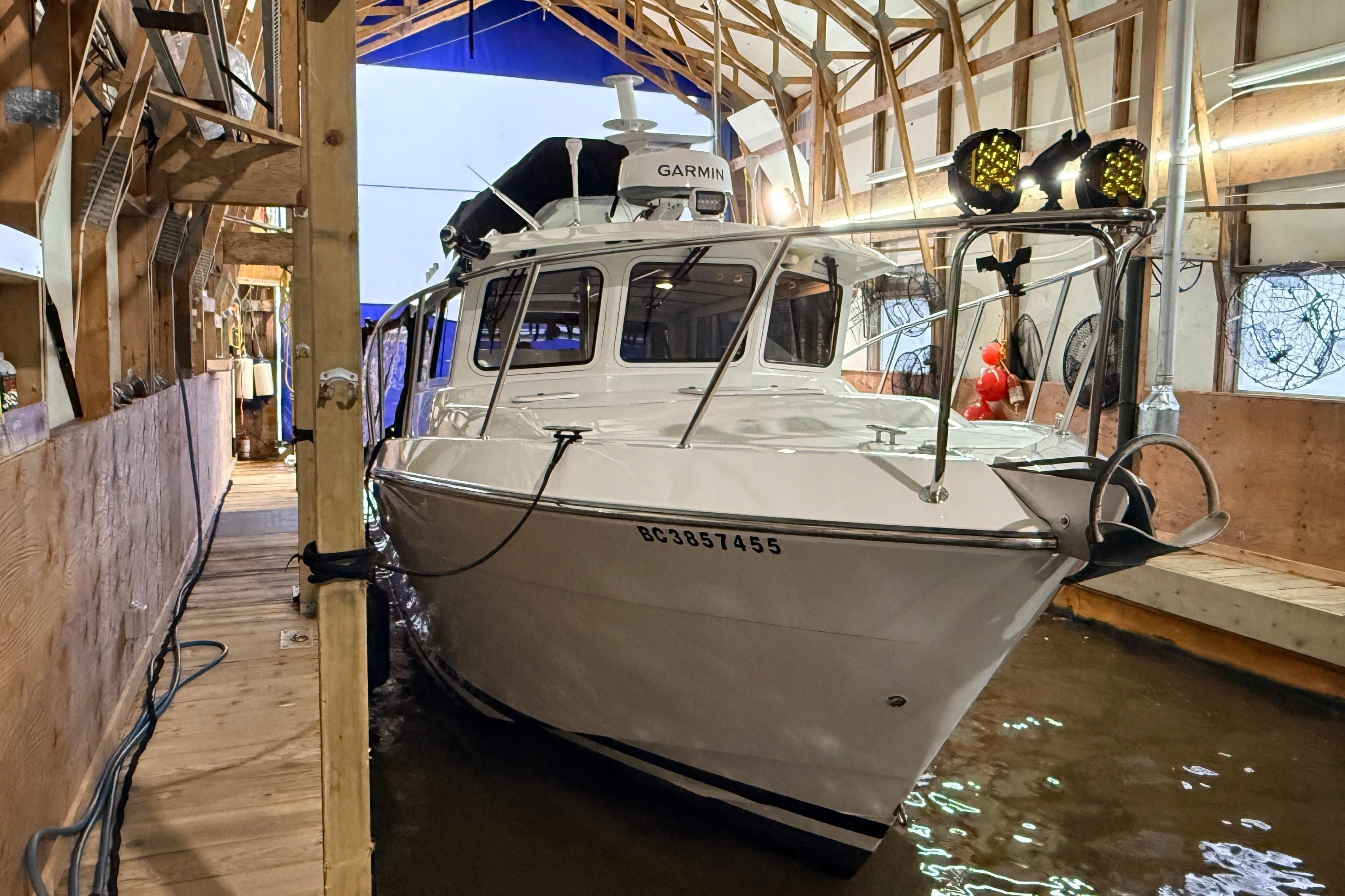 2013 Ocean Sport 33