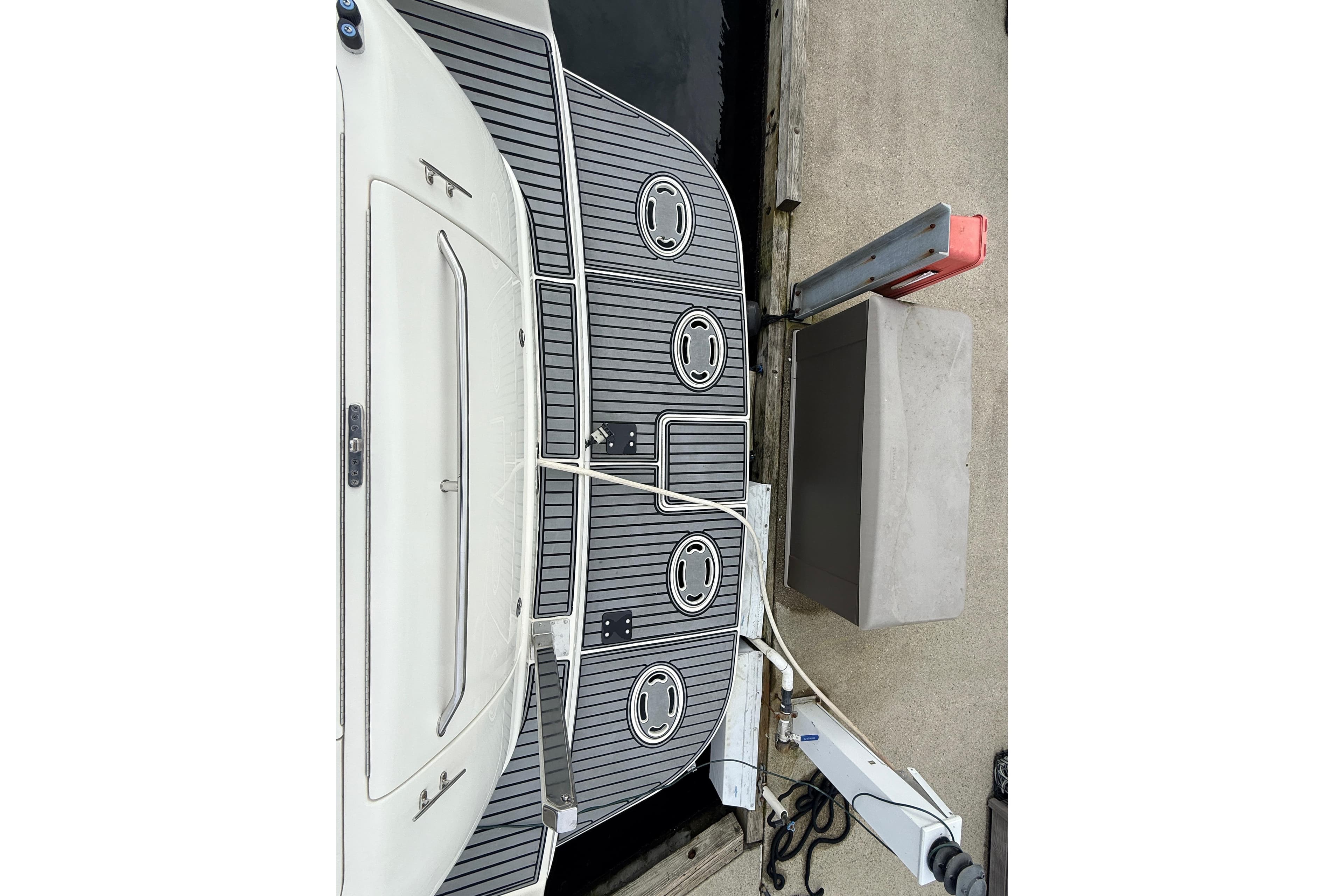 2003 Sea Ray 450 Express Bridge