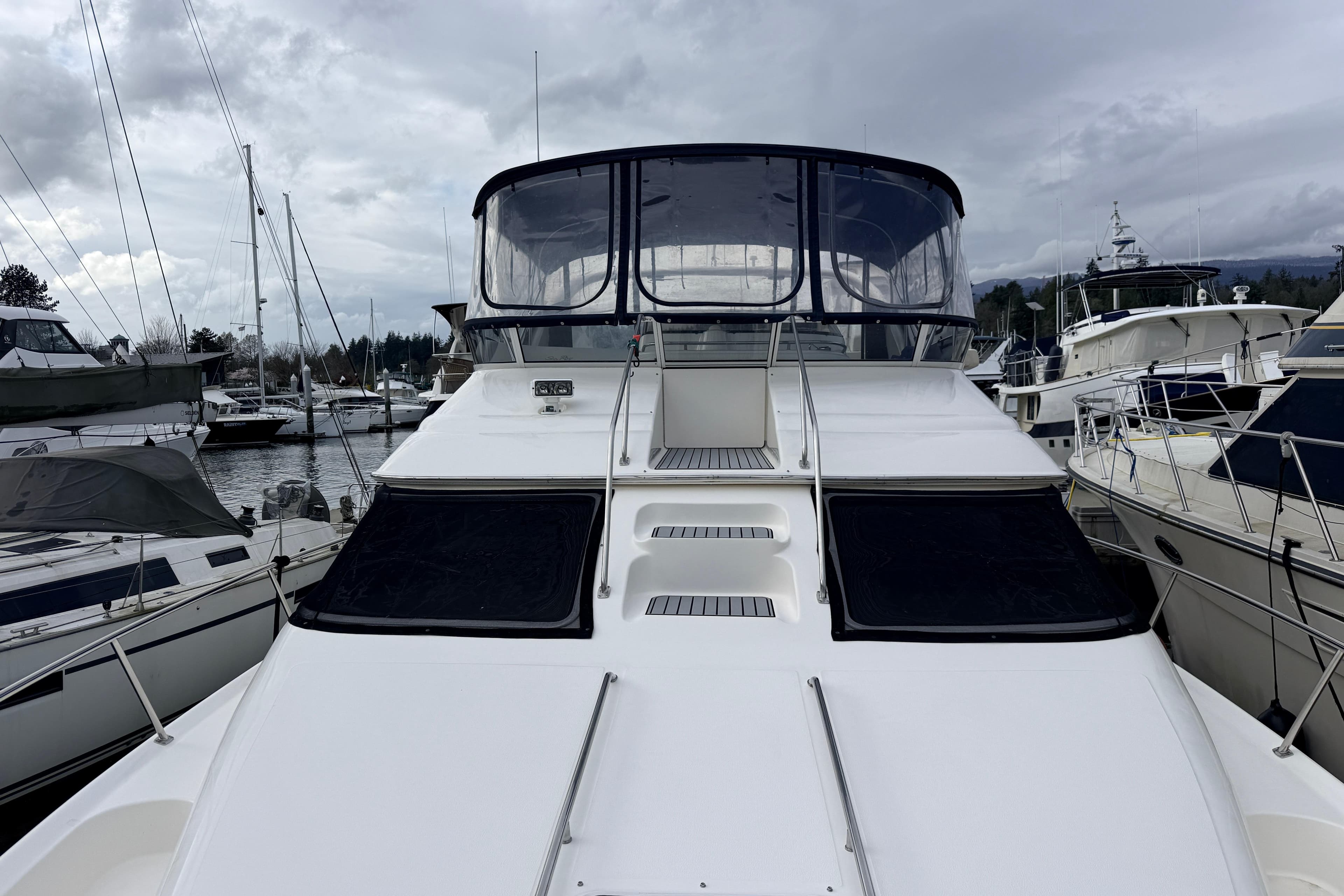 2003 Sea Ray 450 Express Bridge
