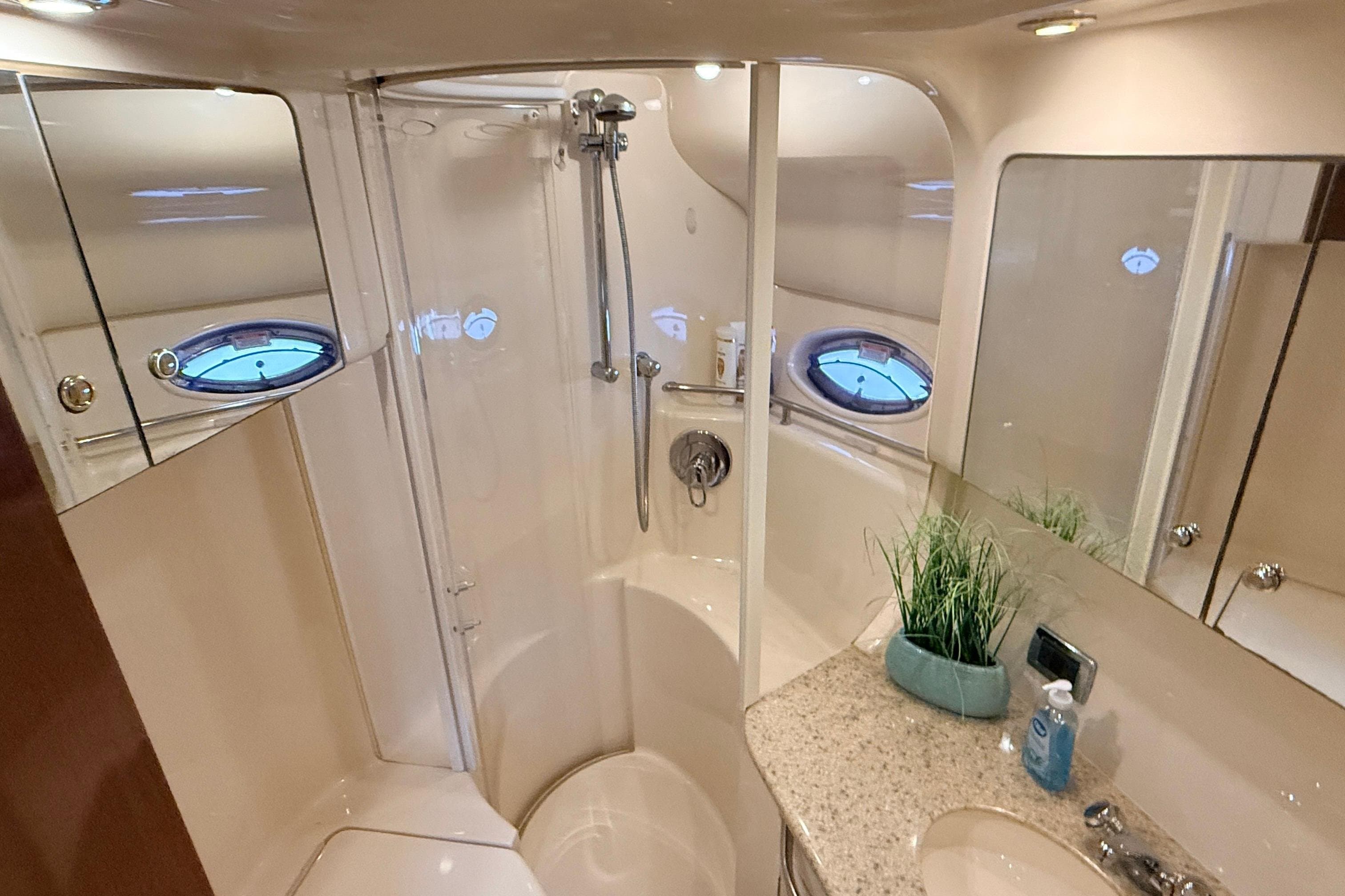 2003 Sea Ray 450 Express Bridge