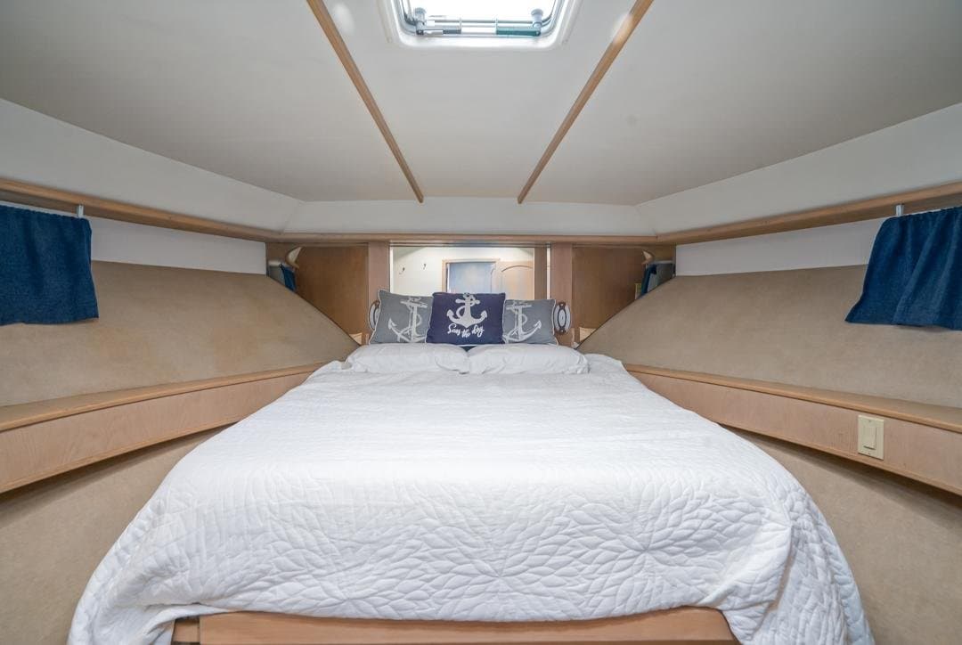 1993 West Bay 52
