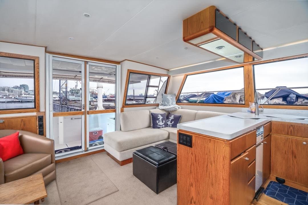 1993 West Bay 52
