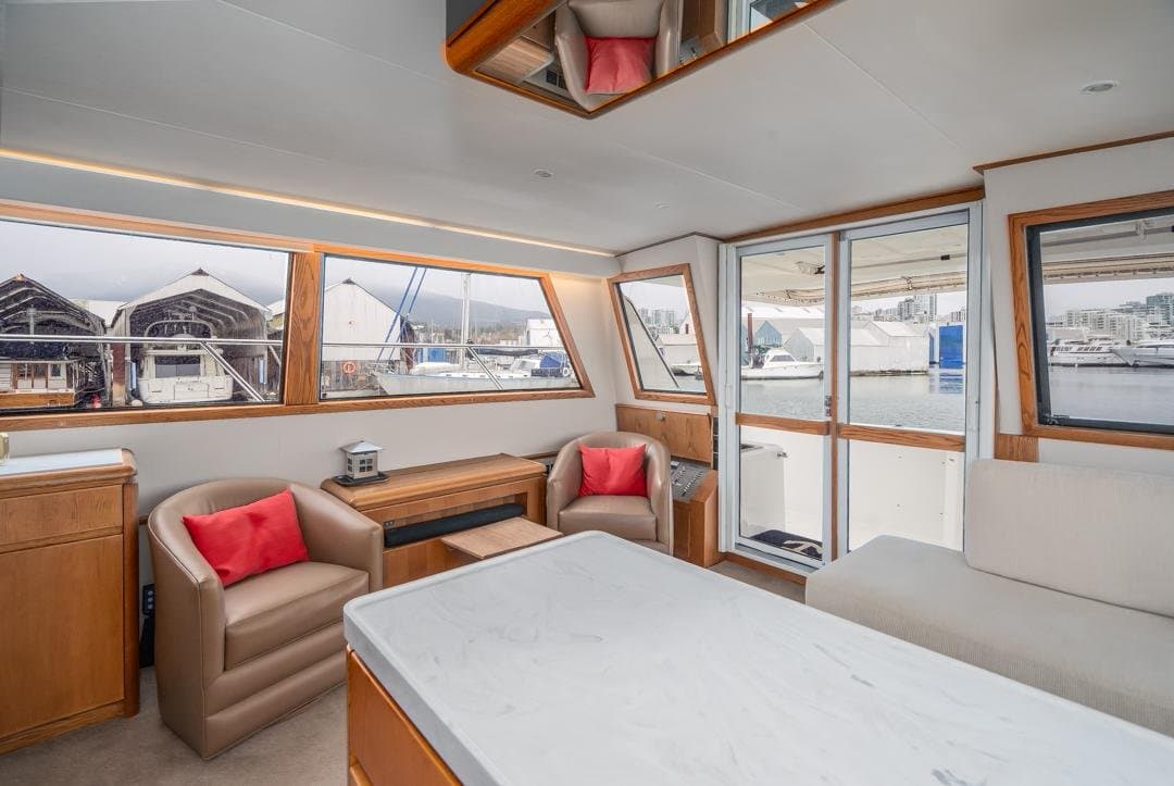 1993 West Bay 52