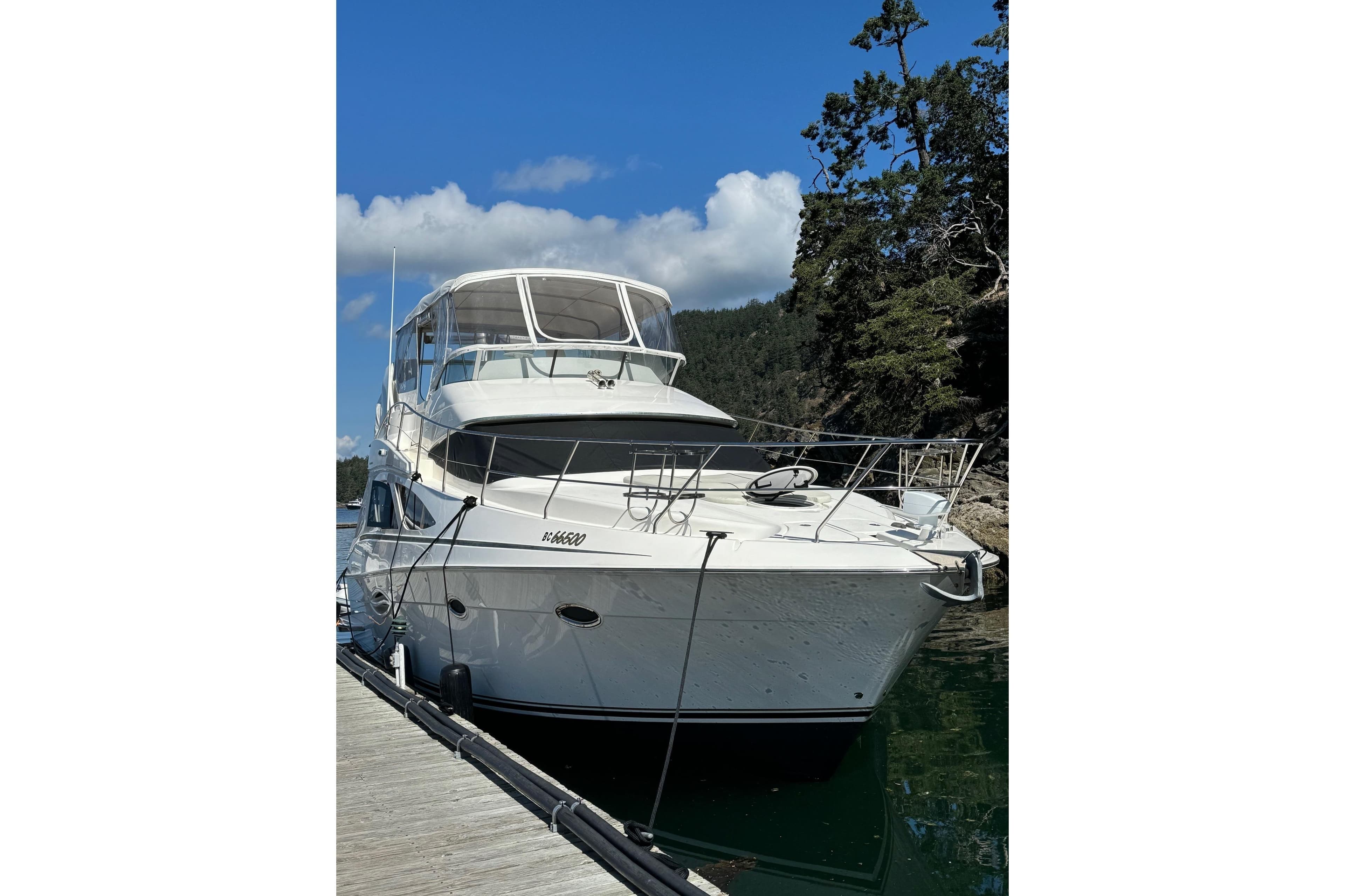 2006 Silverton 38 Sport Bridge