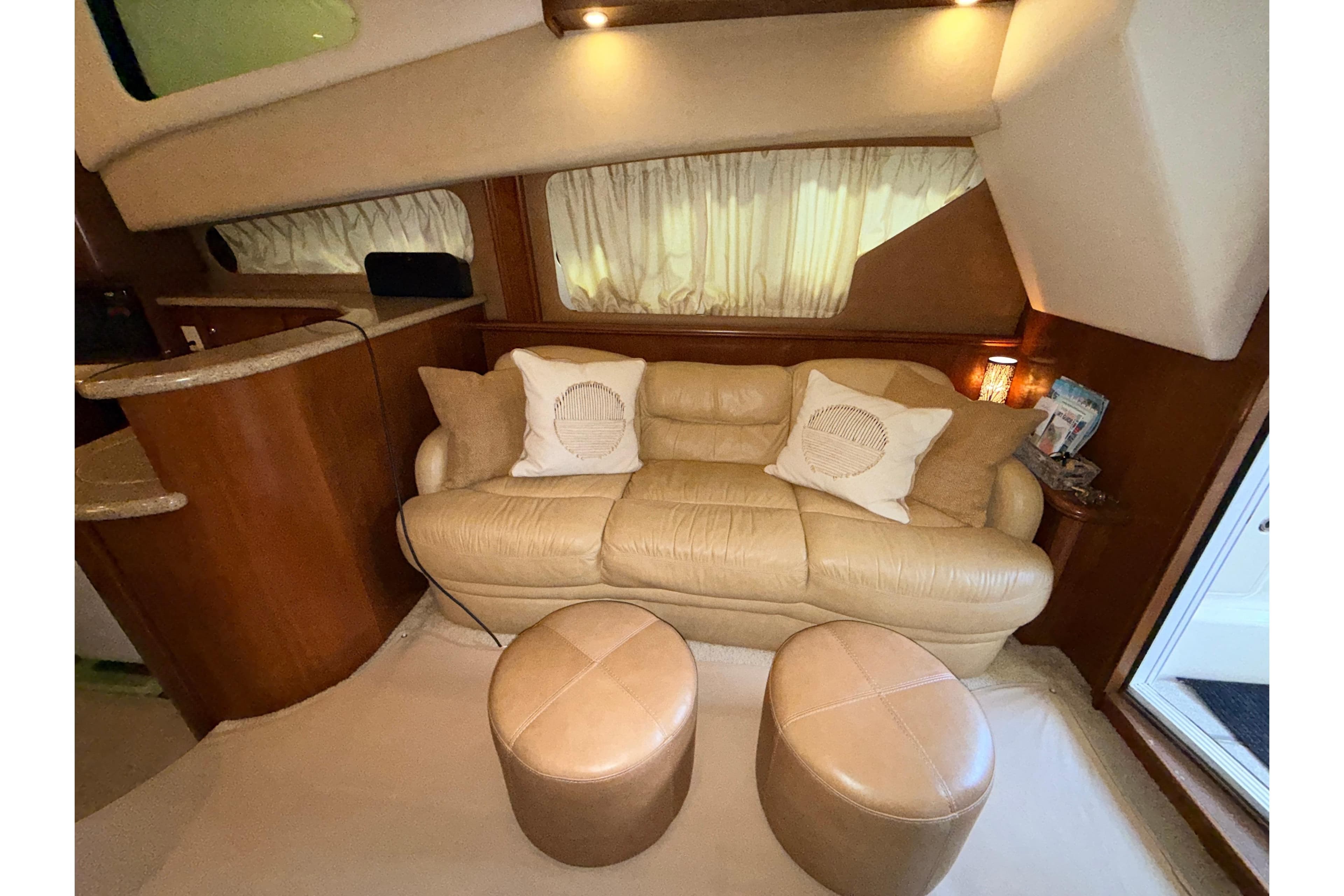 2006 Silverton 38 Sport Bridge