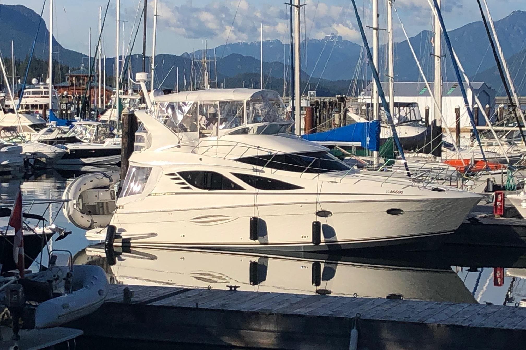 2006 Silverton 38 Sport Bridge