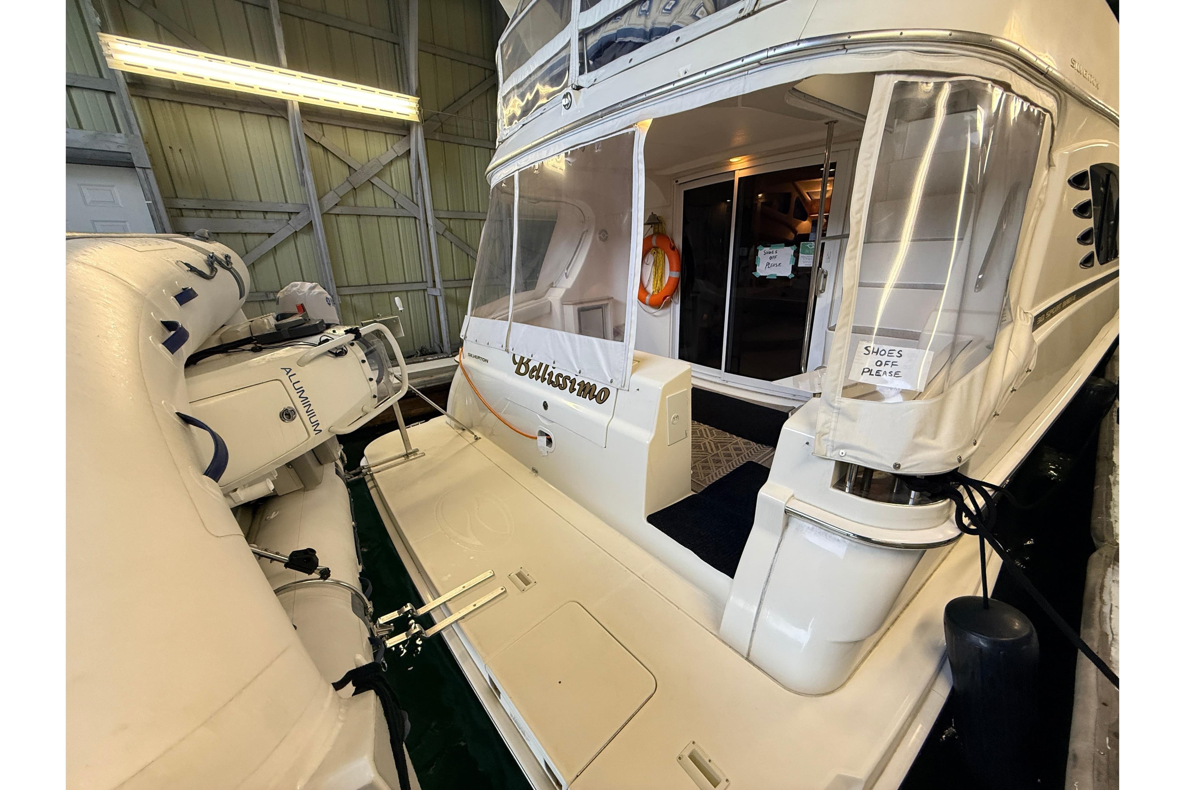 2006 Silverton 38 Sport Bridge