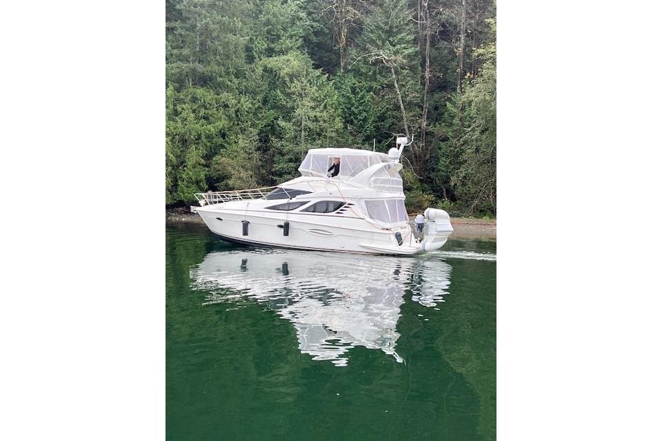 2006 Silverton 38 Sport Bridge