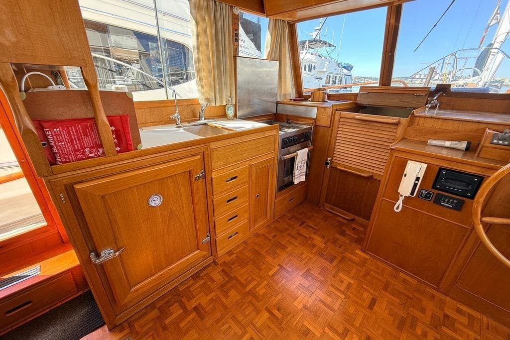 1983 Grand Banks 42 Classic
