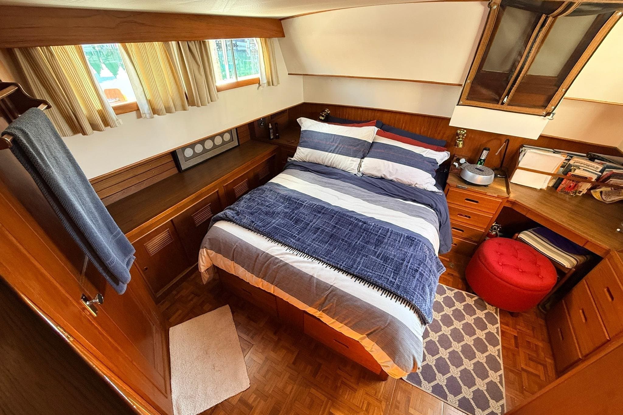 1983 Grand Banks 42 Classic