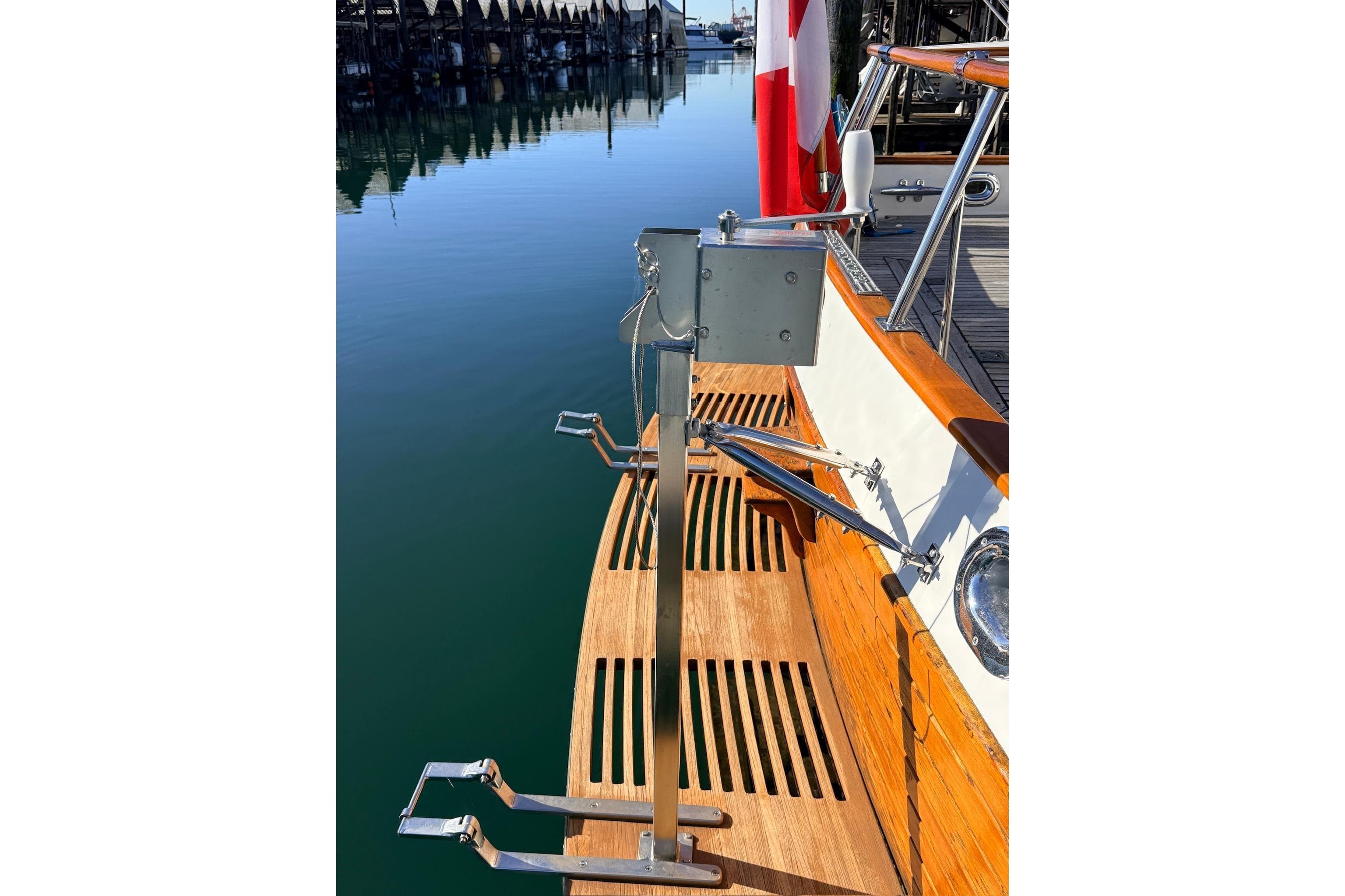1983 Grand Banks 42 Classic