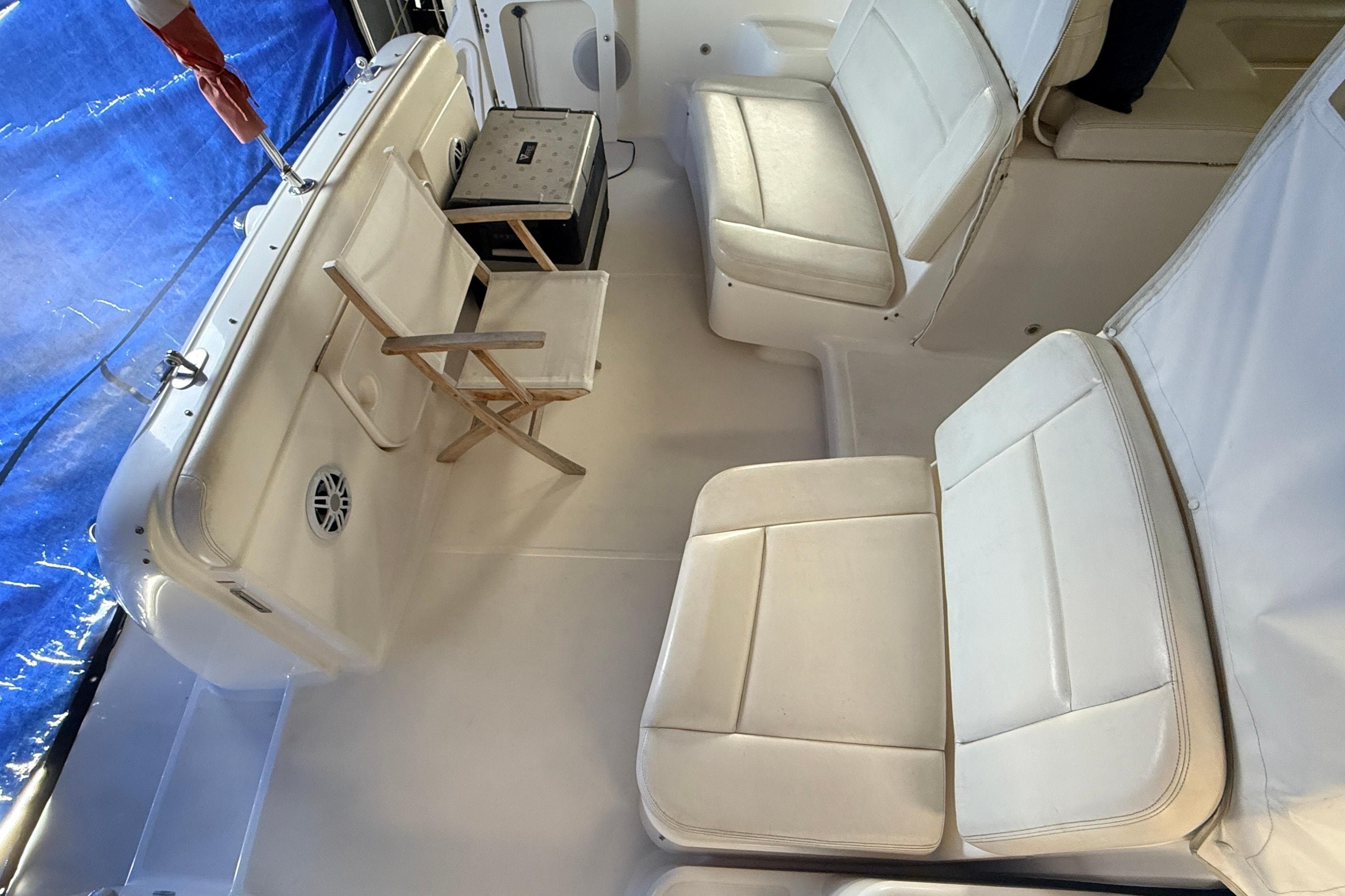 2004 Tiara Yachts 3600 Sovran