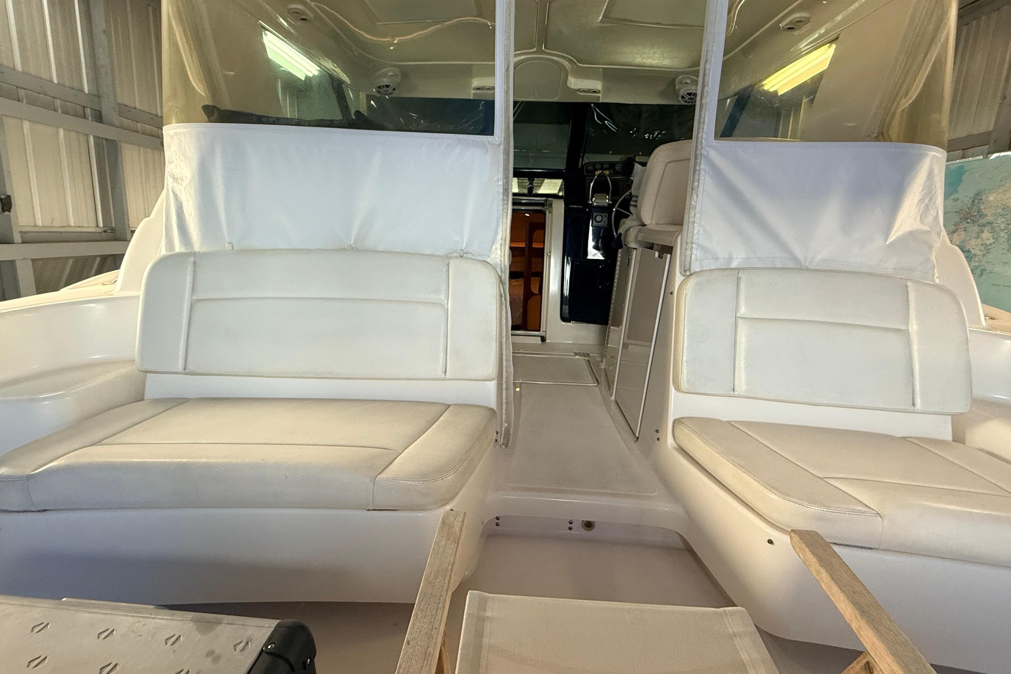 2004 Tiara Yachts 3600 Sovran
