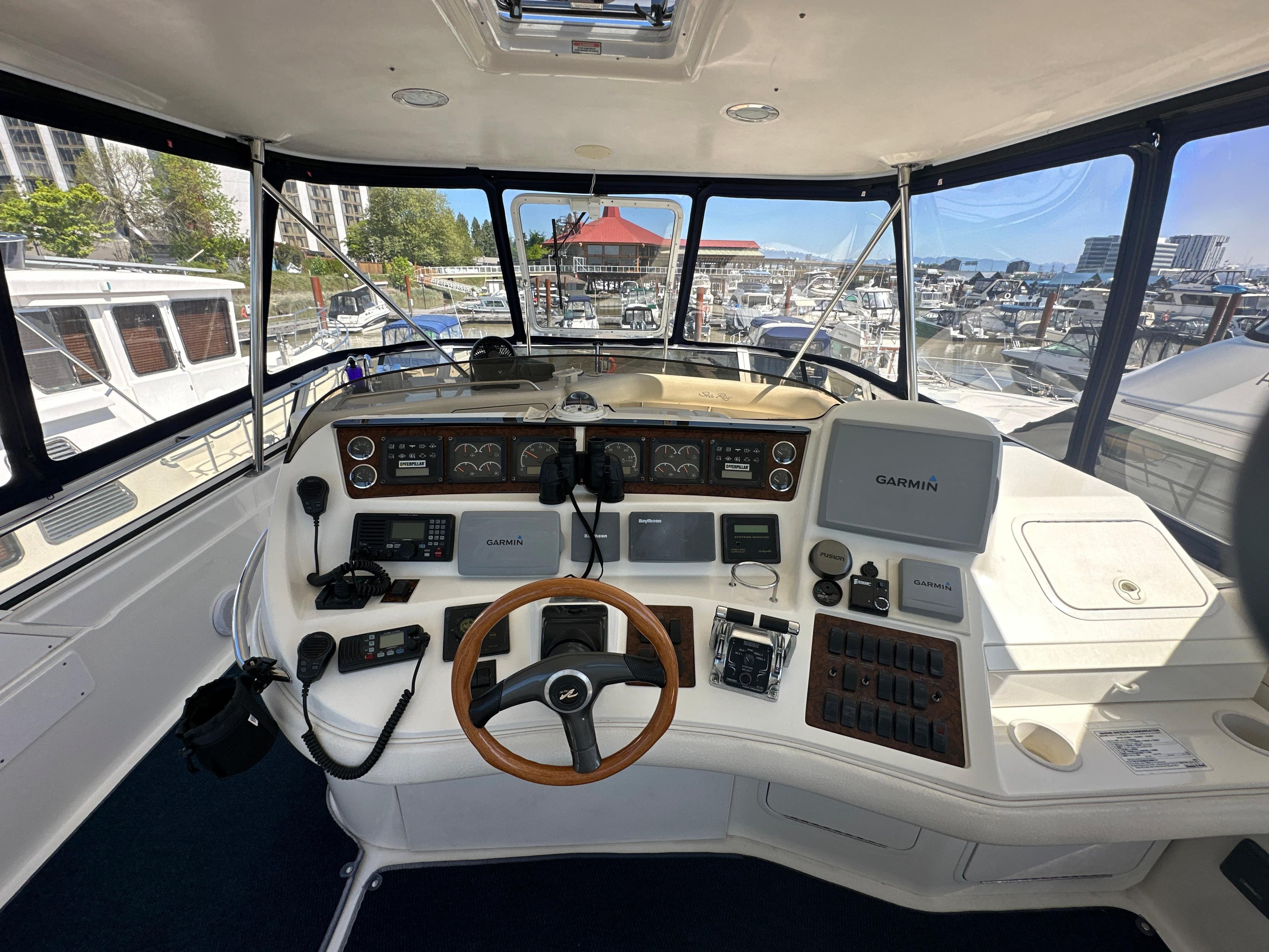 2000 Sea Ray 480 Sedan Bridge