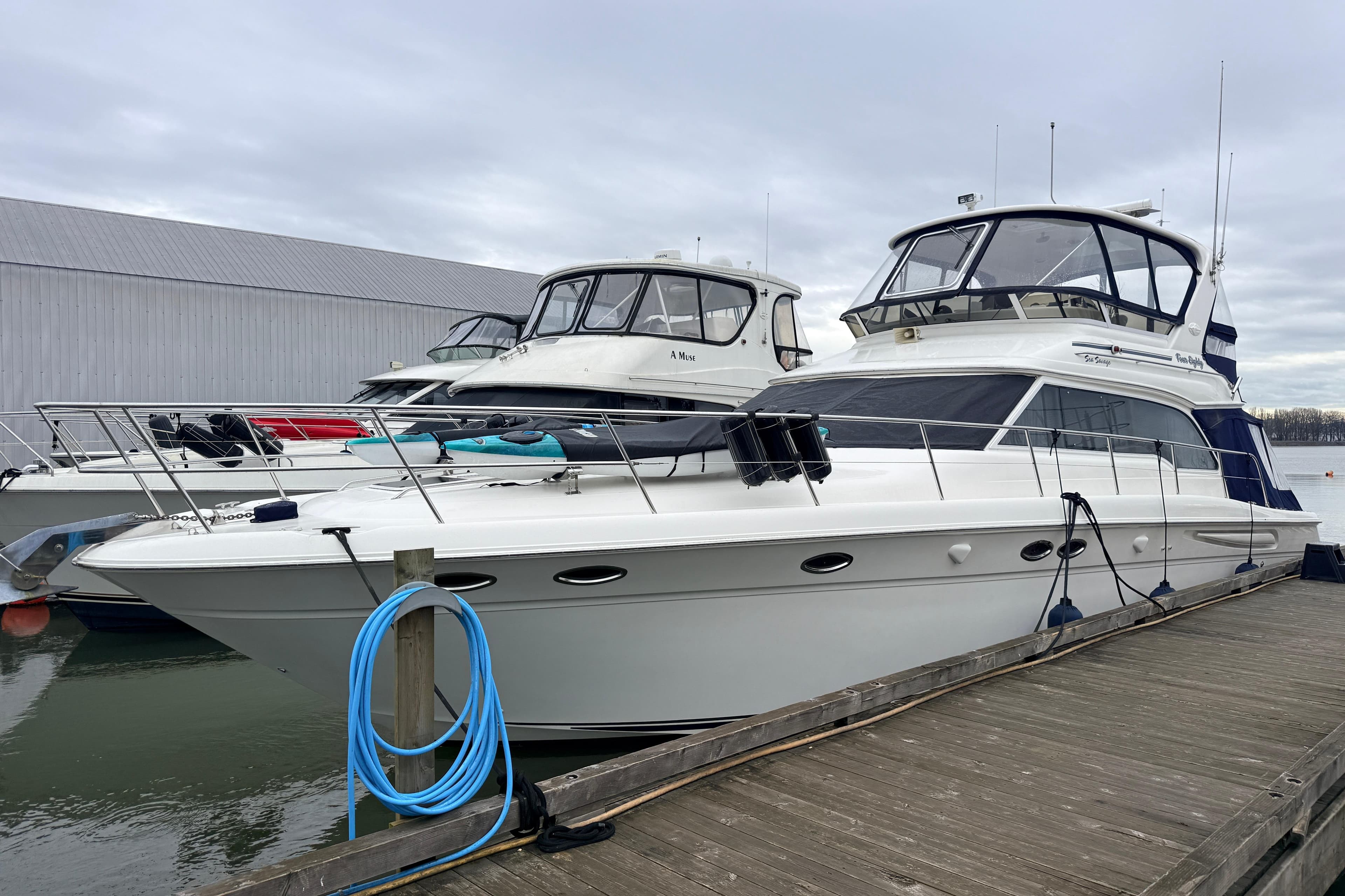 2000 Sea Ray 480 Sedan Bridge