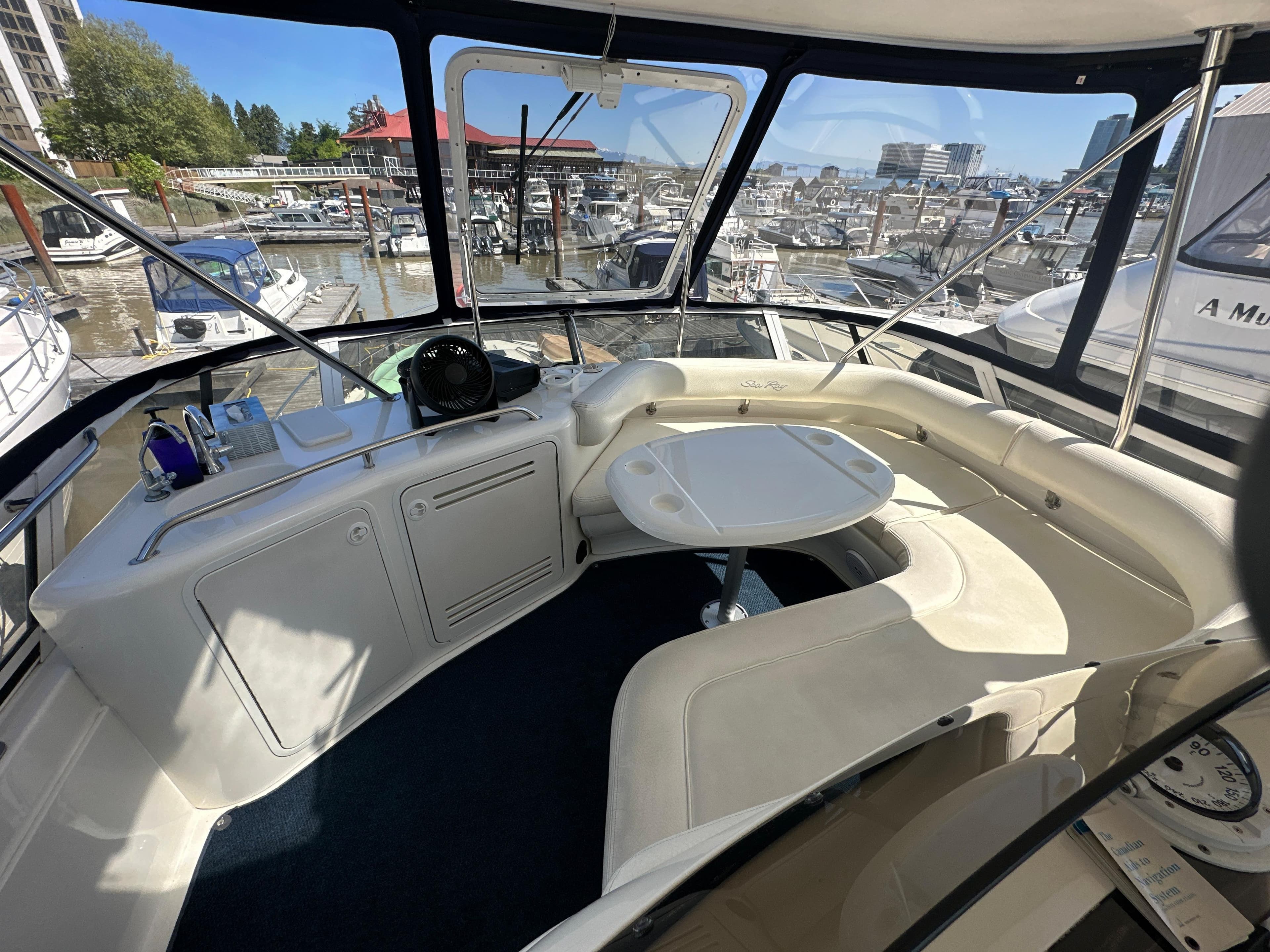 2000 Sea Ray 480 Sedan Bridge