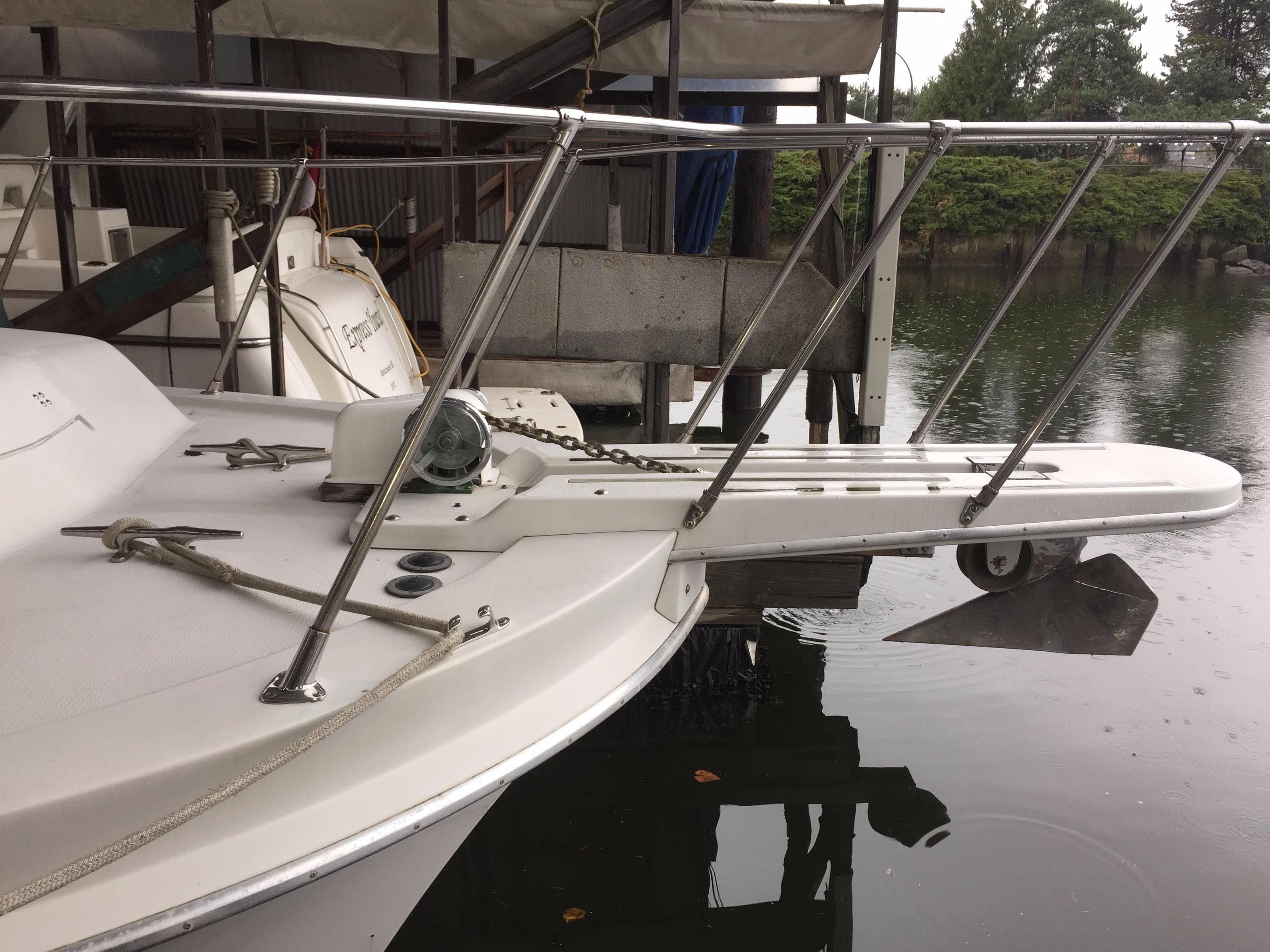 1982 Uniflite Double Cabin