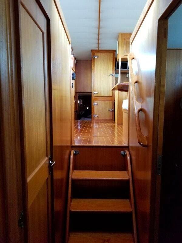 1986 Island Gypsy 44 aft cabin