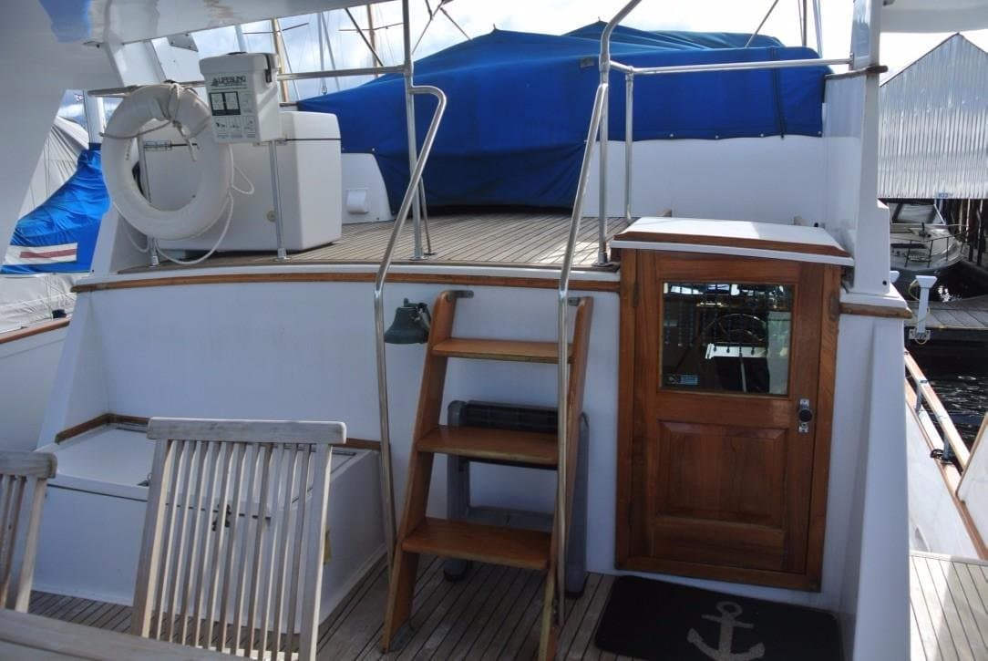 1986 Island Gypsy 44 aft cabin