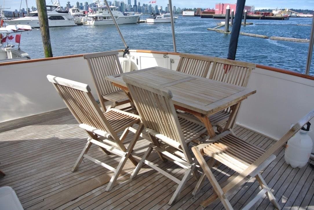 1986 Island Gypsy 44 aft cabin
