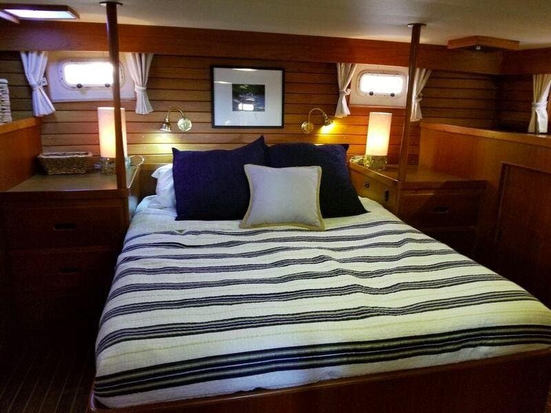 1986 Island Gypsy 44 aft cabin